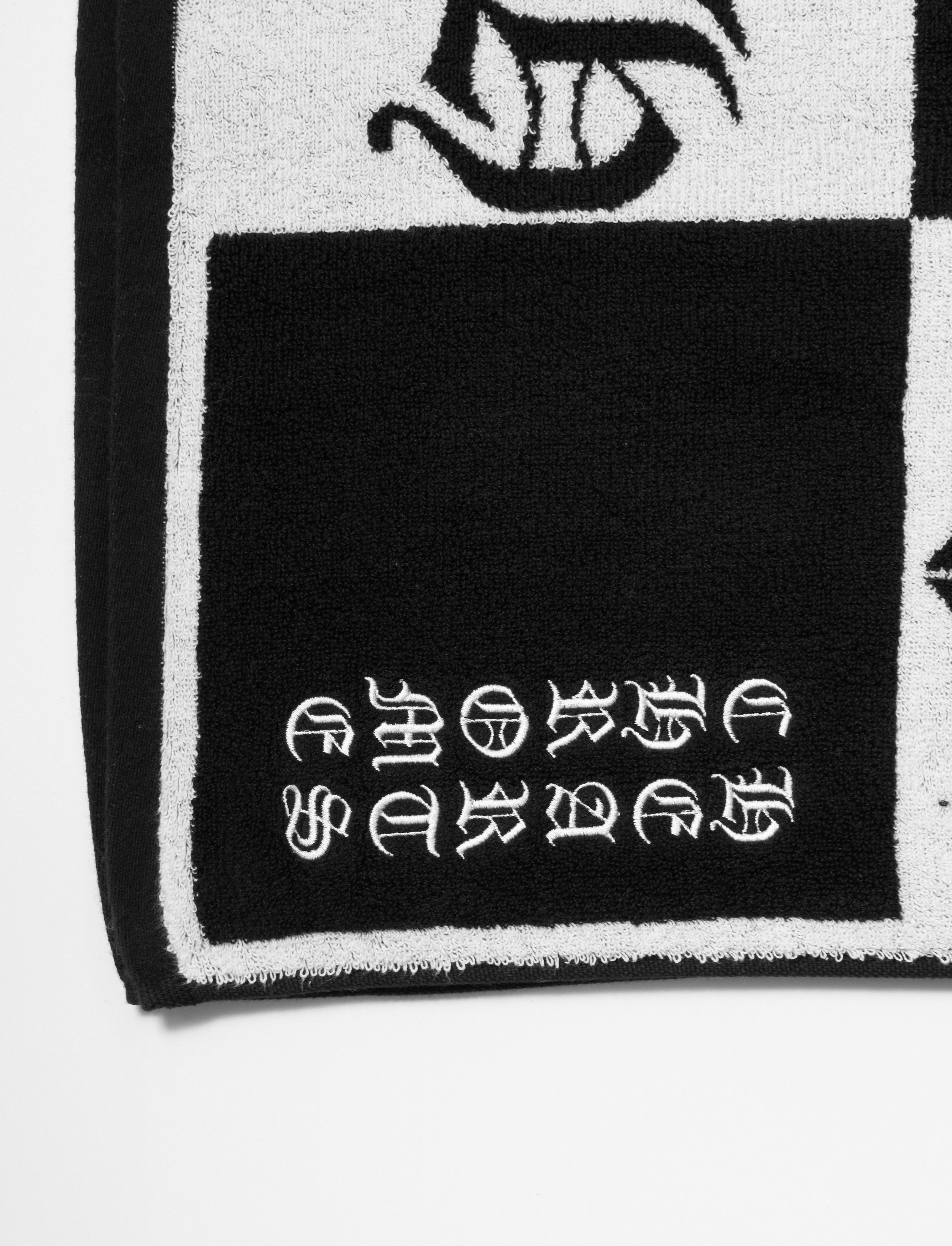 Chrome Hearts Chrome Hearts Large Logo Checkered Beach Towel Size ONE SIZE - 3 Thumbnail