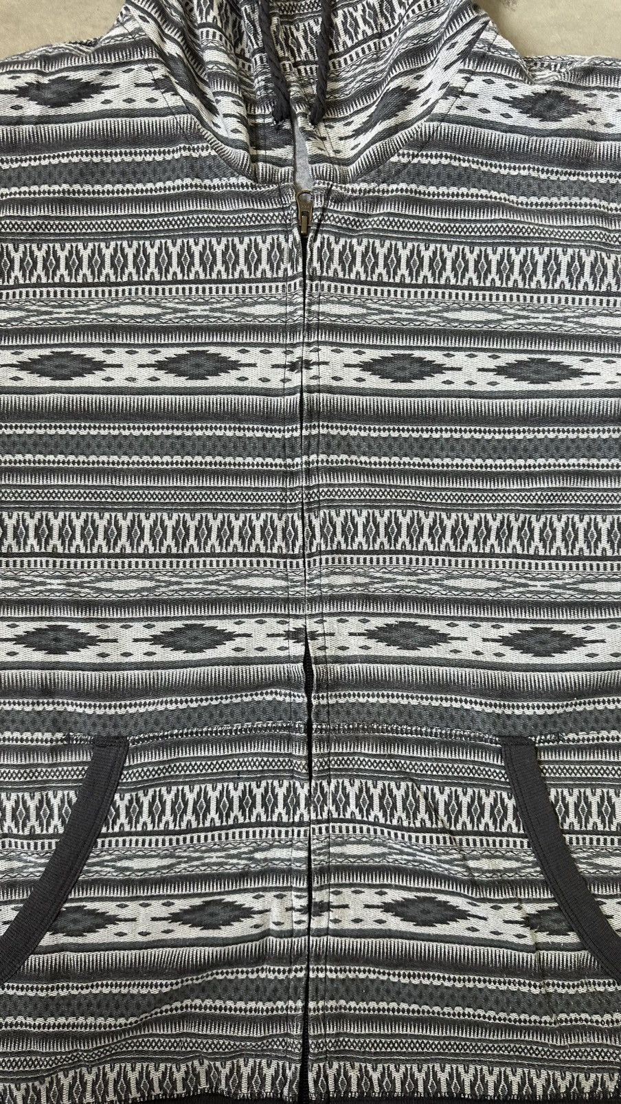 Japanese Brand SORRIDERE SHORT SLEEVE AZTEC HOODIE Size US M / EU 48-50 / 2 - 2 Thumbnail