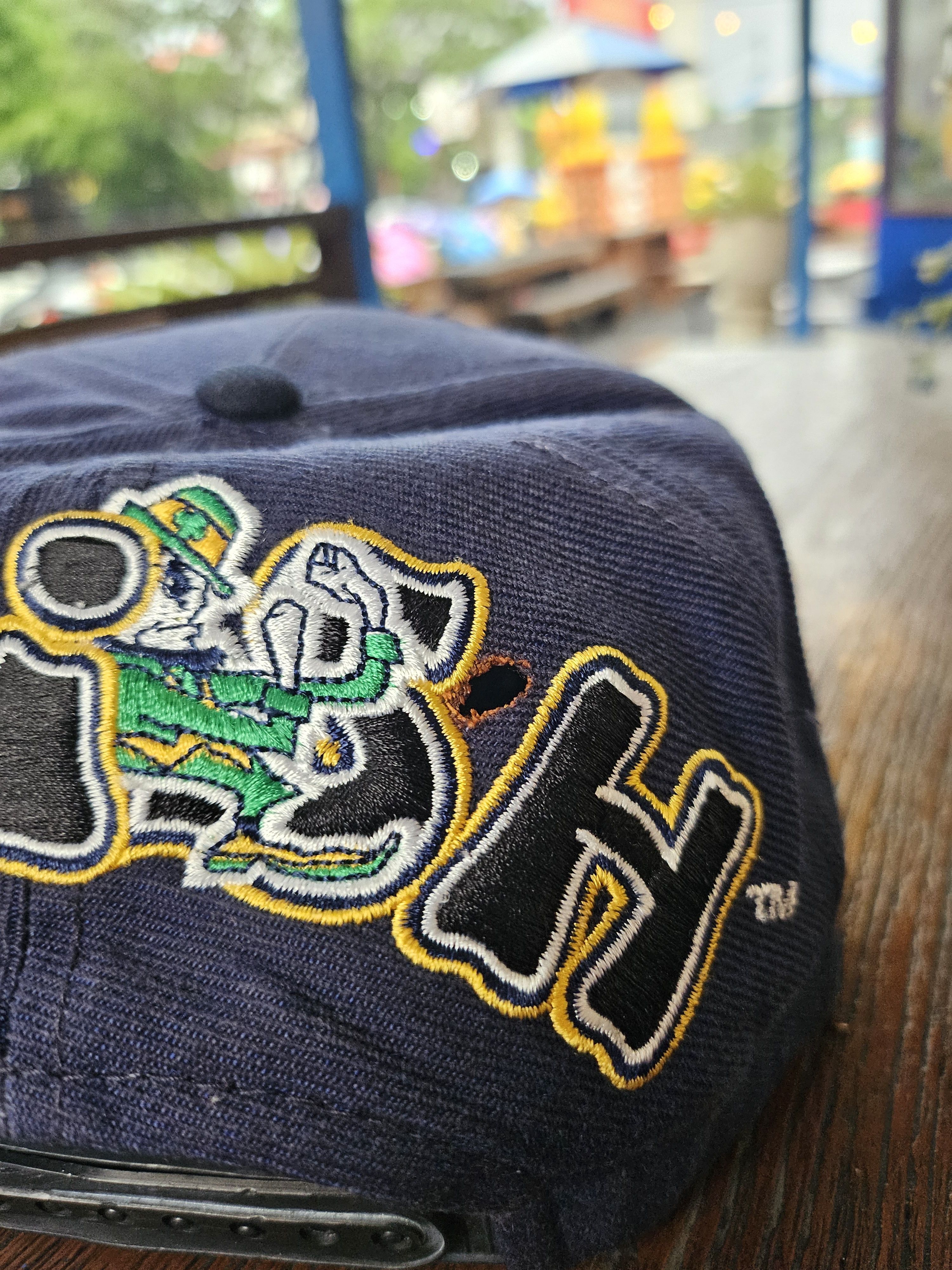 Vintage Notre Dame Fighting Irish 90's Vintage Hat Size ONE SIZE - 4 Thumbnail