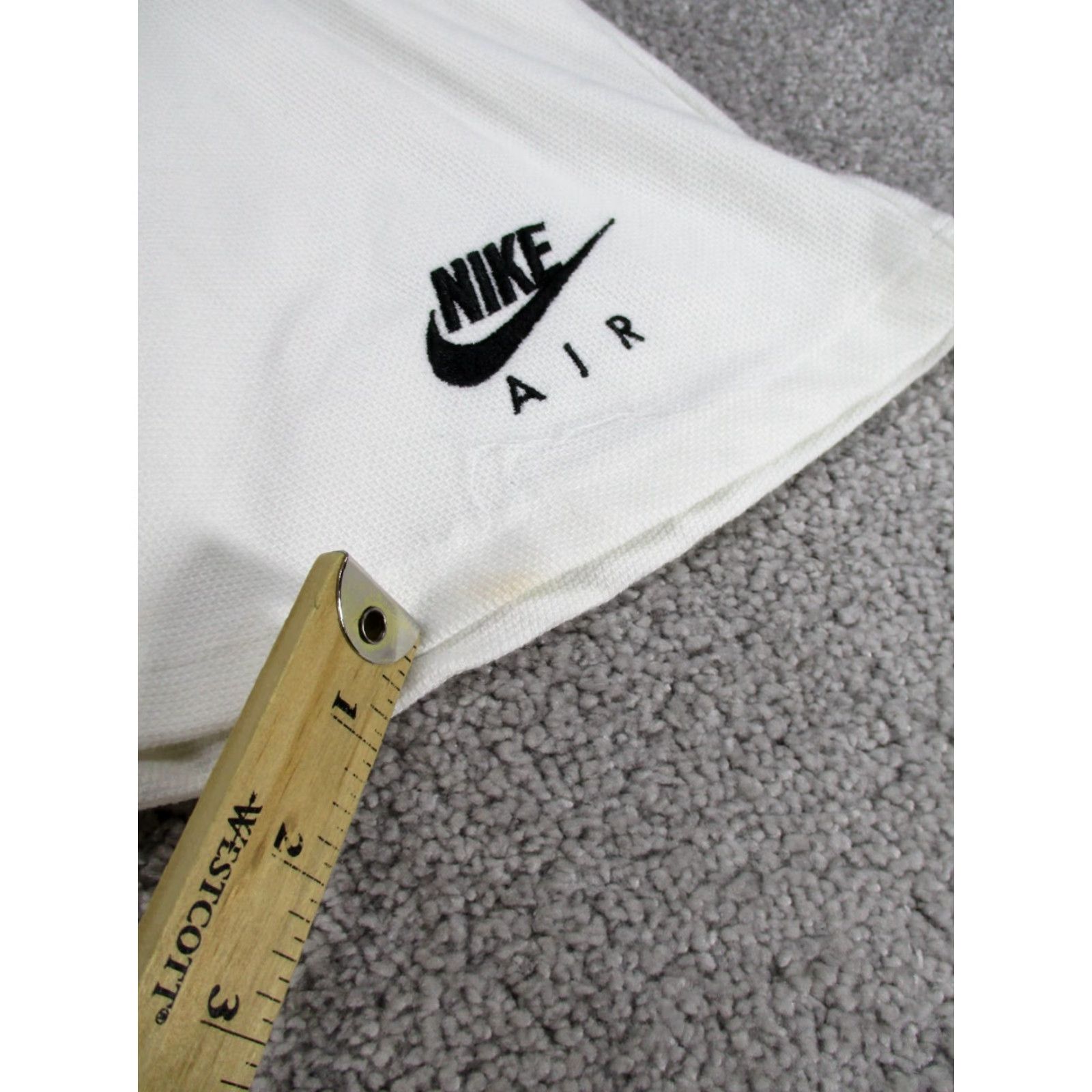 Nike Nike Skirt Womens Medium White Short Athletic - Activewear Golf Tennis Walking - 90s? Athleisure, Preppy, Sports Mens? Size 32" / US 10 / IT 46 - 2 Thumbnail