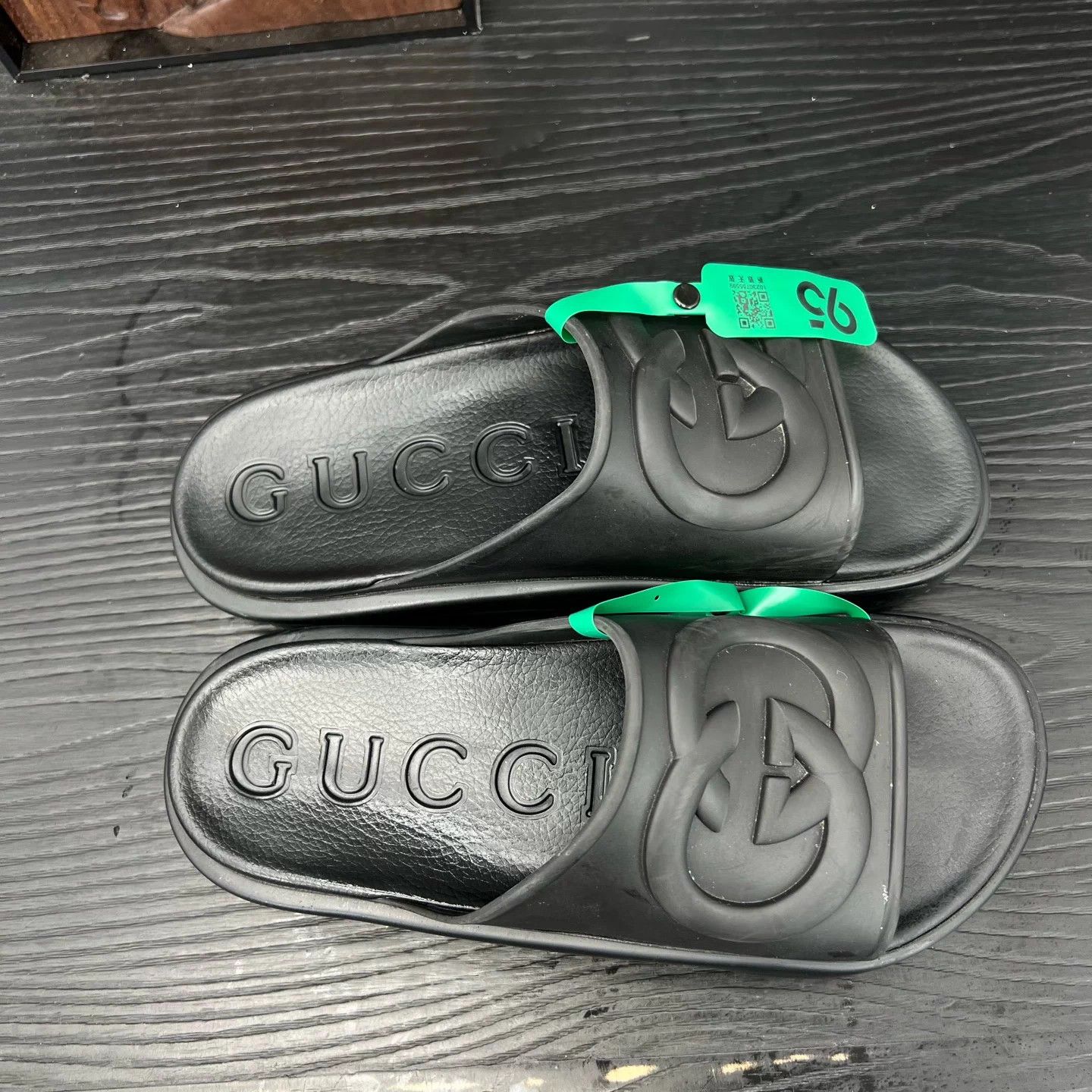 Gucci GUCCI Interlocking Rubber Slippers Black 8/42 Worn Size US 9 / EU 42 - 7 Thumbnail