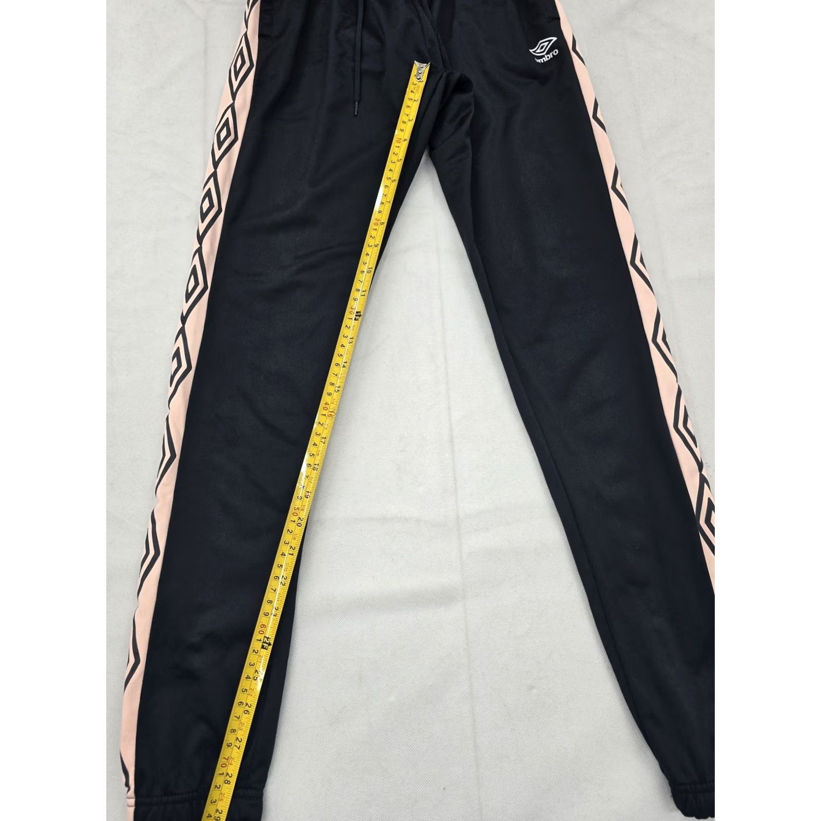 Umbro Umbro Track Pants Umbro Men's Black/Pink Diamond Track Pants L EUR Training NWT Size US 33 - 7 Thumbnail