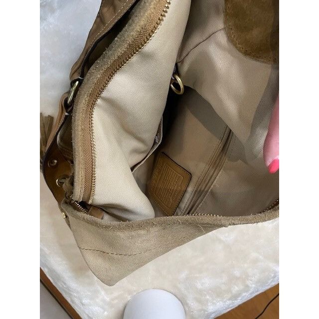London Fog Never used - Still has one Tag - Longdon Fog Red Leather Tot Size ONE SIZE - 4 Thumbnail