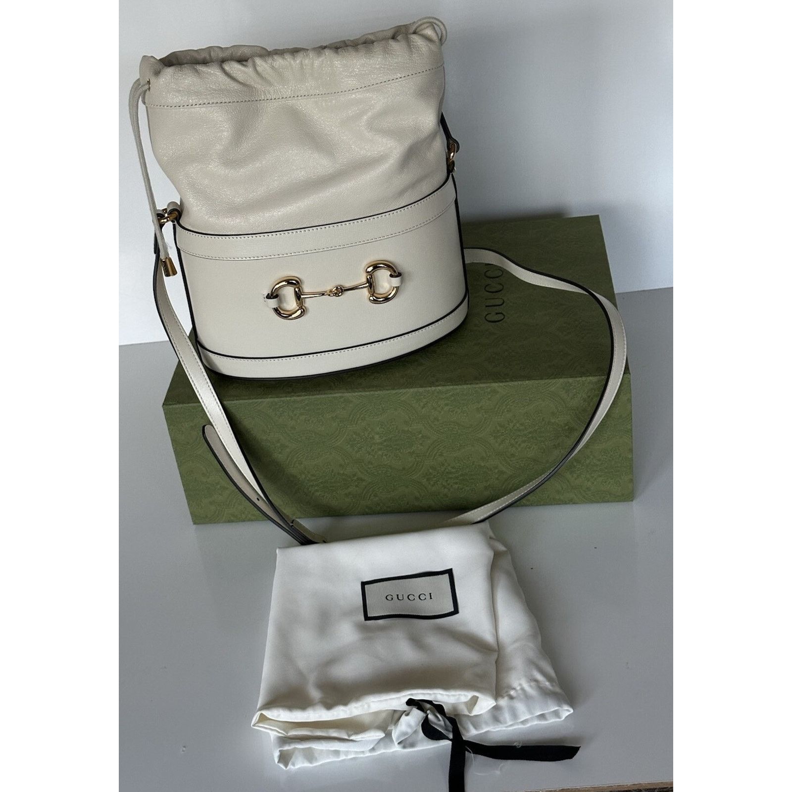 Gucci Gucci Azalea Horsebit Bucket Leather Bag White 602118 Size ONE SIZE - 1 Thumbnail