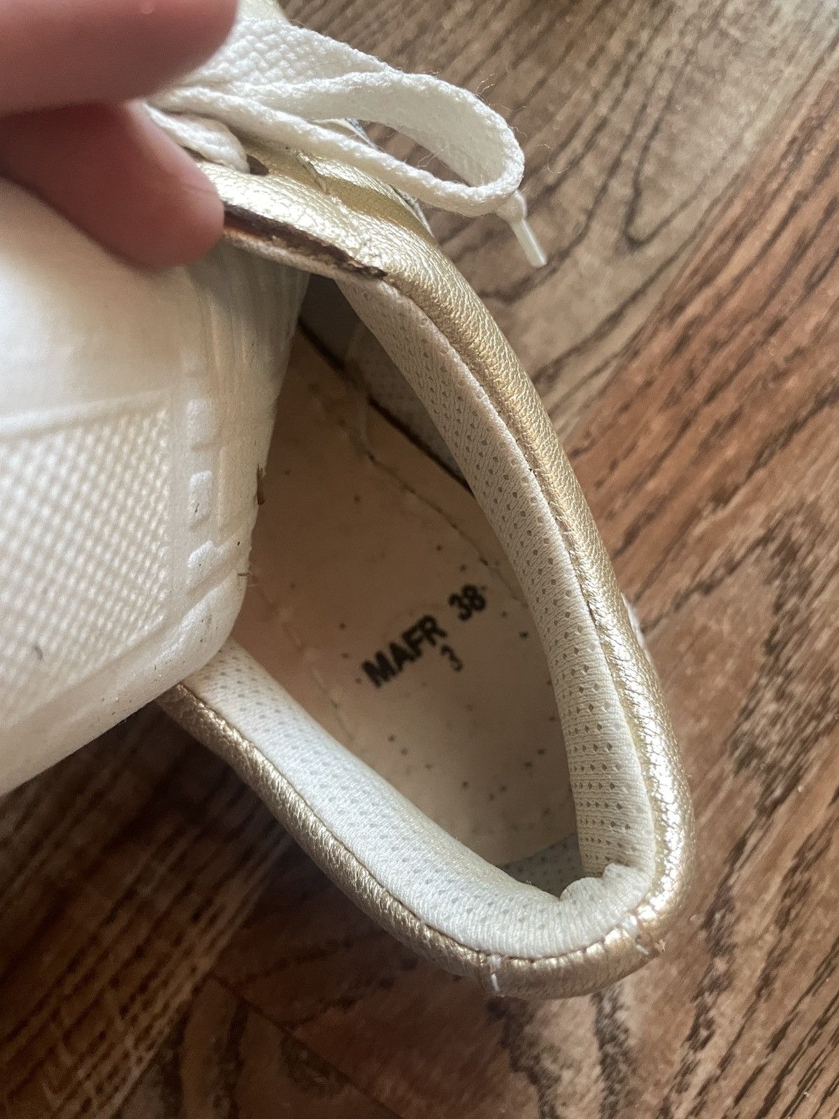 Dirk Bikkembergs Dirk Bikkembergs Vintage Soccer Trainers Sneakers Gold Y2K Size US 8 / IT 38 - 8 Thumbnail