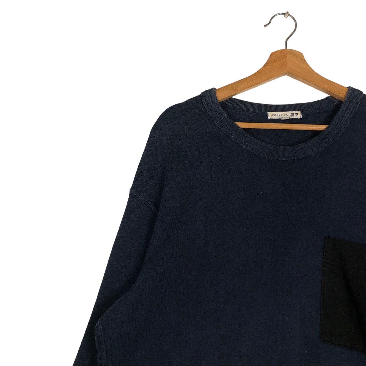 Japanese Brand 🔥Vintage Long Sleeve Sweatshirt J.W.Anderson Uniqlo Japan Size US XL / EU 56 / 4 - 7 Thumbnail