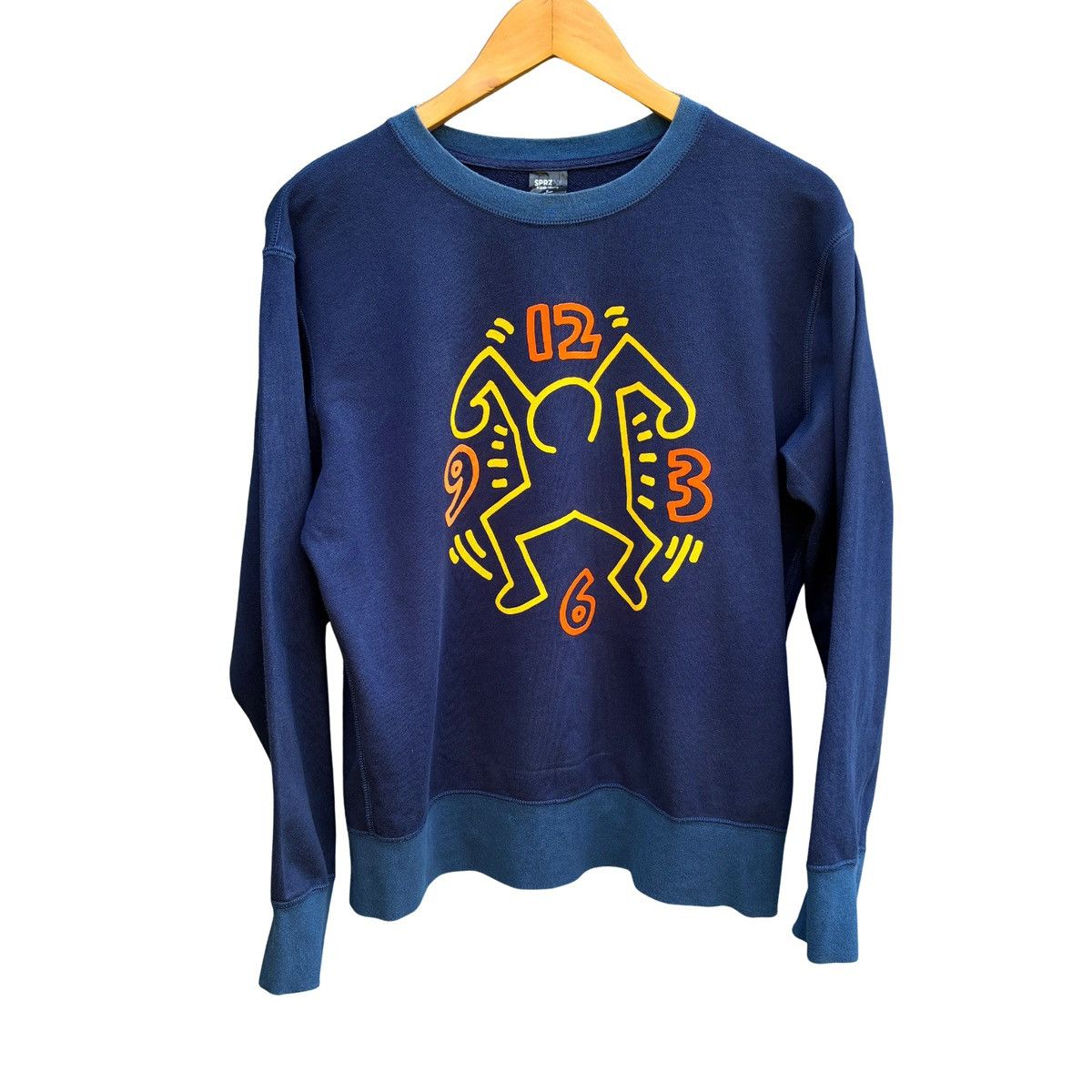 Uniqlo Uniqlo x Keith Haring Dancing Figure Clock Sweatshirt Size M / US 6-8 / IT 42-44 - 1 Thumbnail