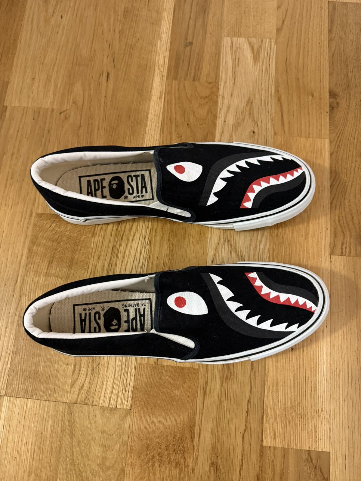 Bape Bape shark low canvas slip on - rarely worn w/o box - US 8.5 Size US 8.5 / EU 41-42 - 2 Thumbnail