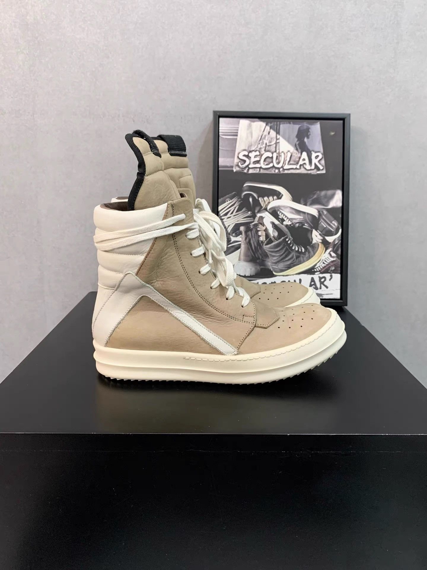 Rick Owens Rick Owens Main Line Wheat Inverted Triangle Geobasket K34 Size US 6 / IT 36 - 3 Thumbnail