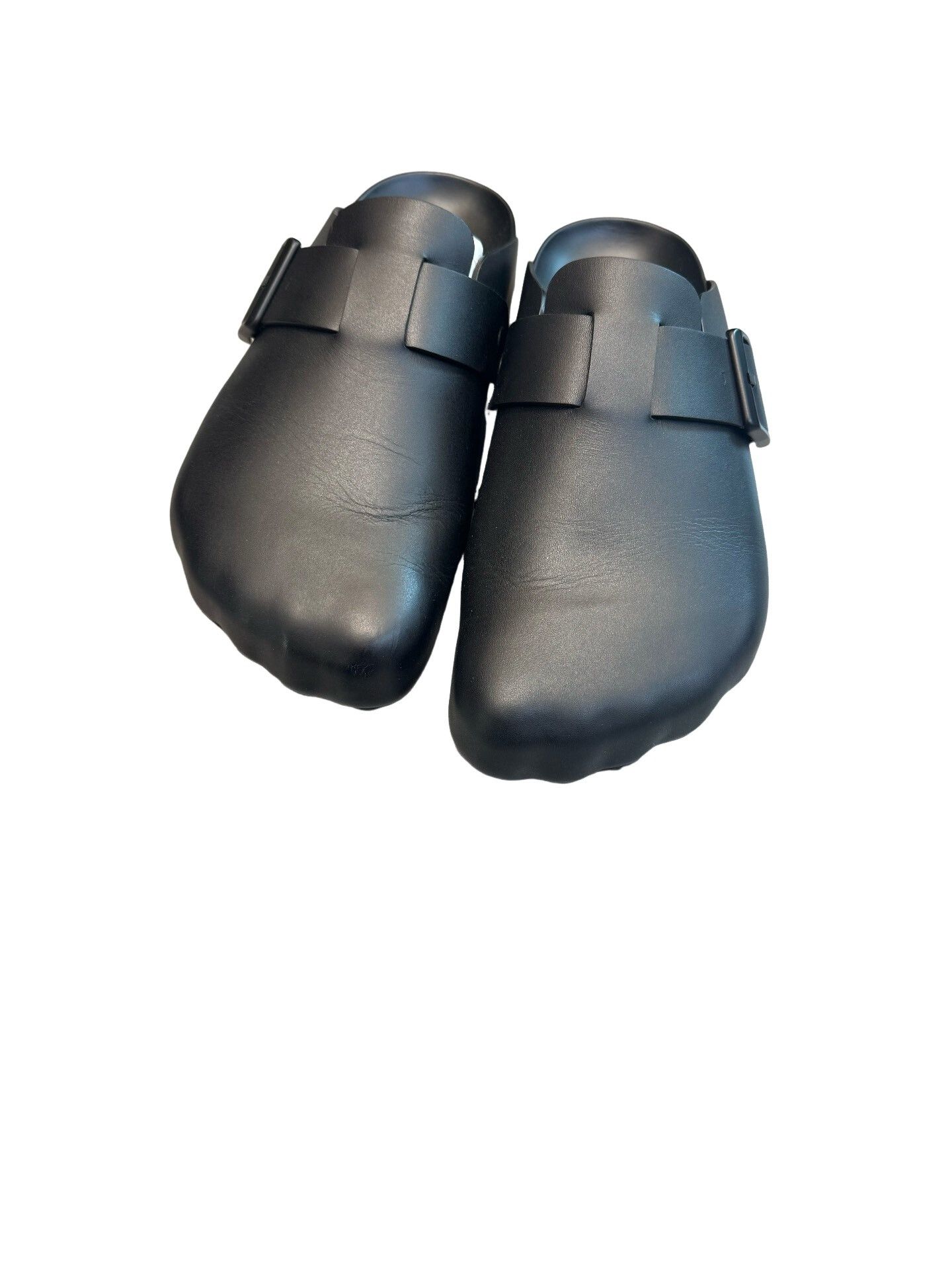 Balenciaga Summer 24 Black Leather Flat Mules | Grailed