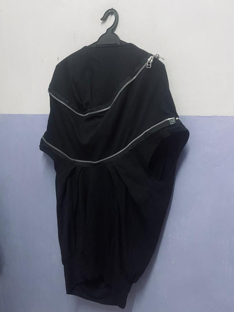 Japanese Brand Atsuro Tayama Asymmetric Zipper Cape Runway Size US M / EU 48-50 / 2 - 15 Thumbnail