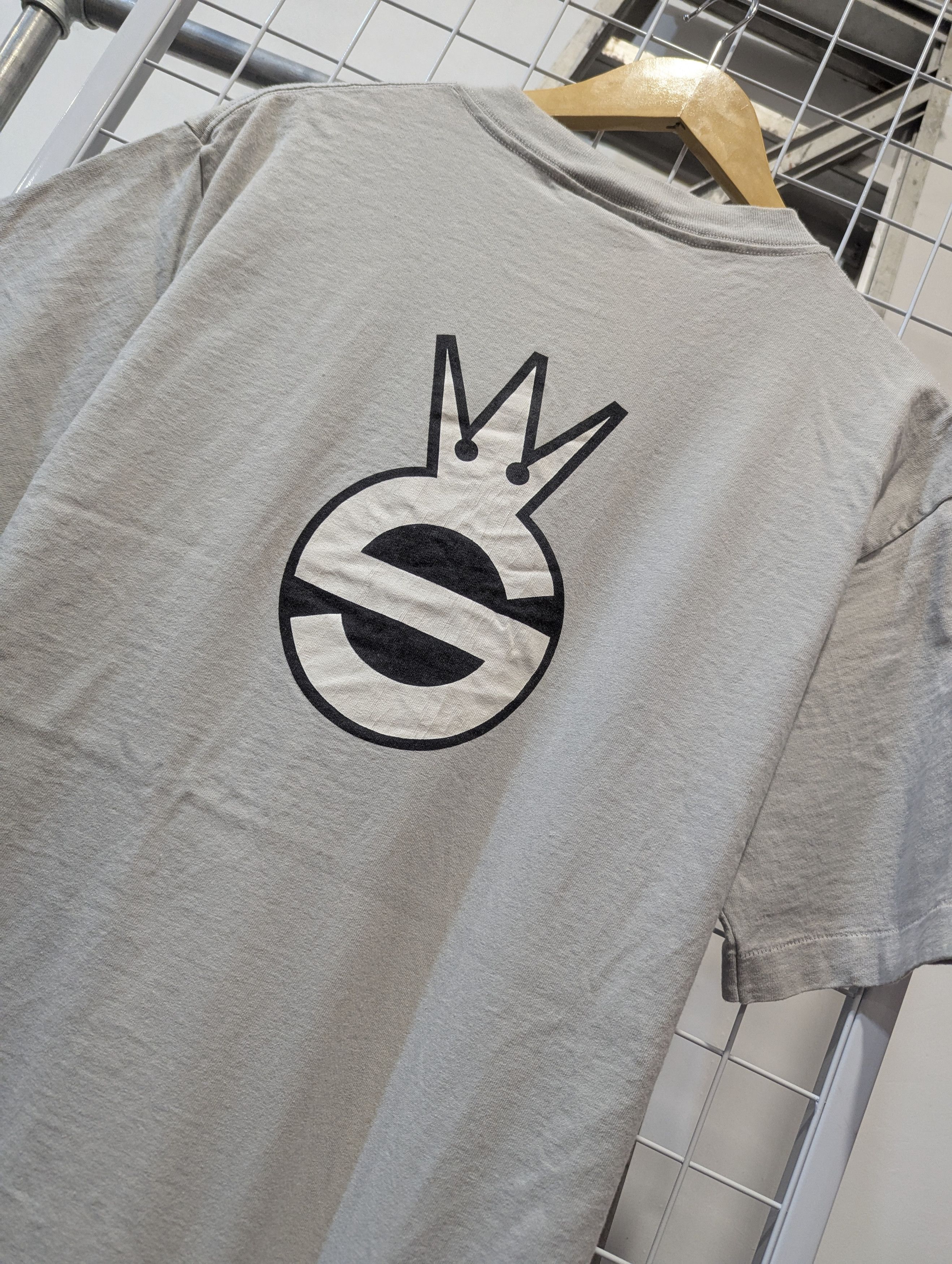Stussy Vintage 80s OG Stussy Crown T-shirt Size US L / EU 52-54 / 3 - 3 Thumbnail