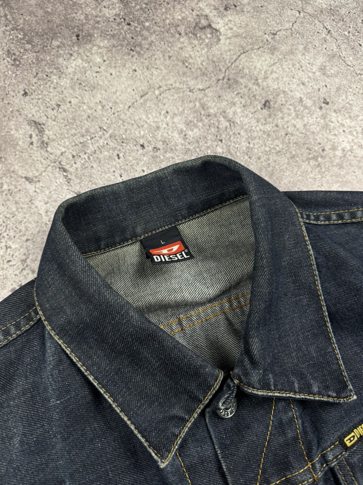 VINTAGE DIESEL CUSTOM GRAFFITI DENIM CROPPED Y2K JACKET JPN