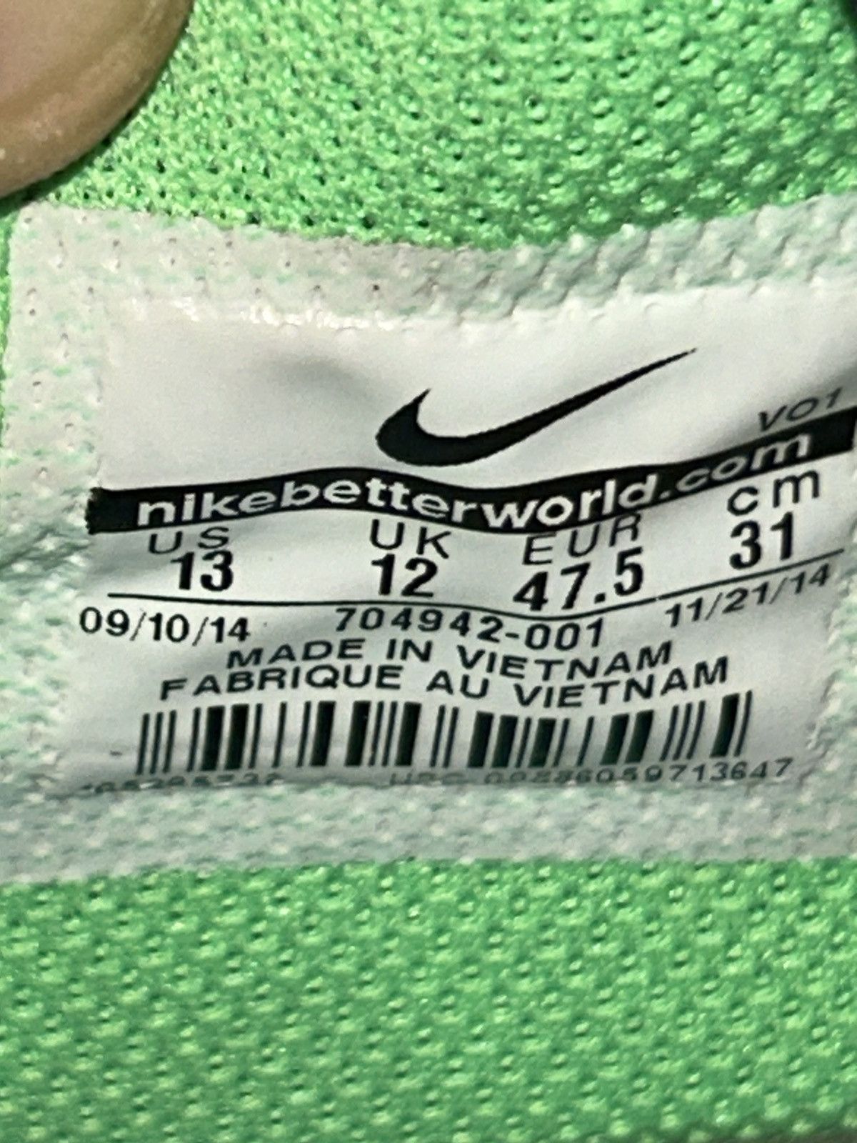 Nike Nike KB Mentality Black Volt Poison Green 704942-001 Size 13 Size US 13 / EU 46 - 10 Thumbnail