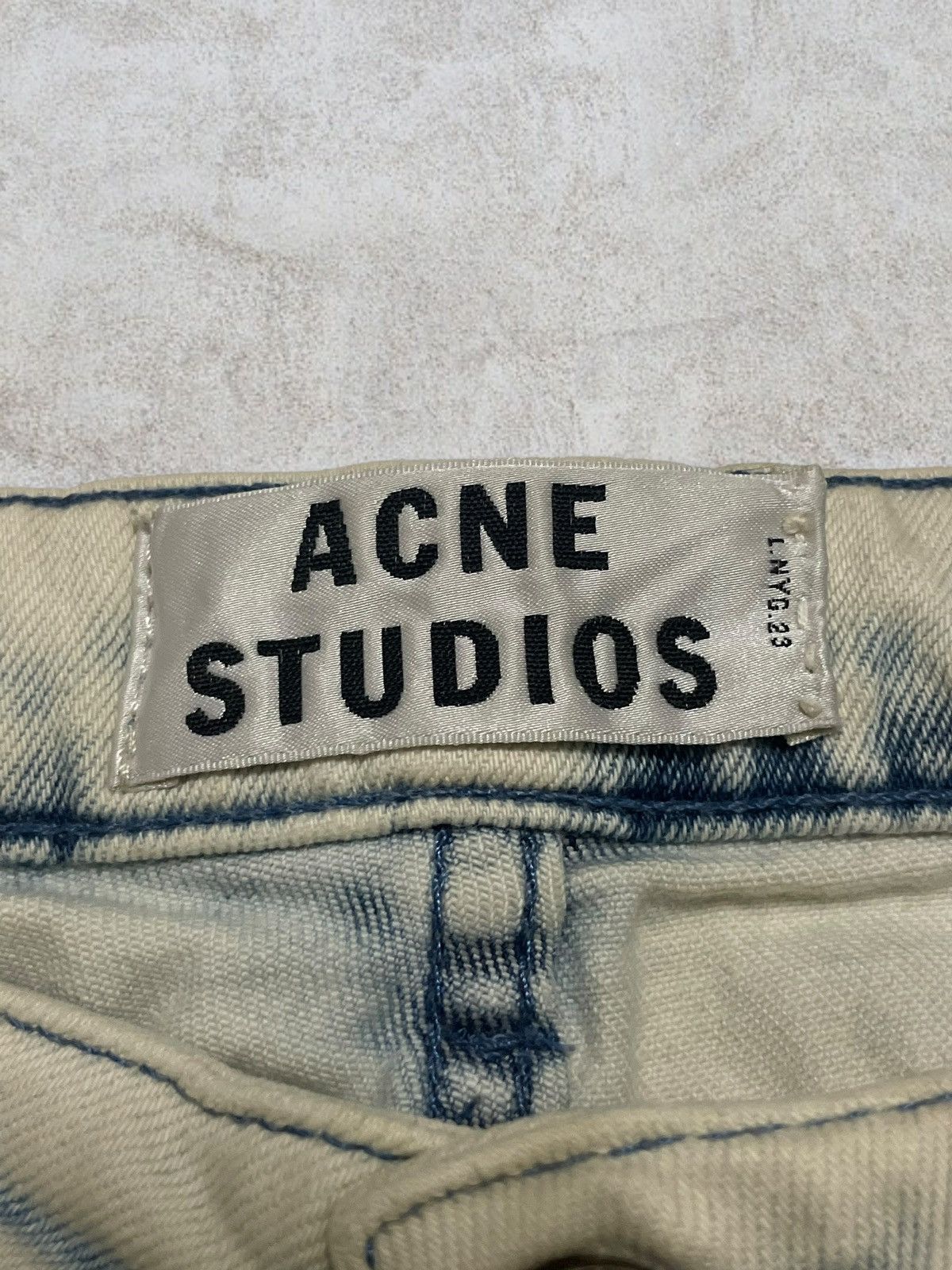 Acne Studios Acne Studios Bleached MudWash Distressed Slim Designer Jeans Size 27" / US 4 / IT 40 - 14 Thumbnail
