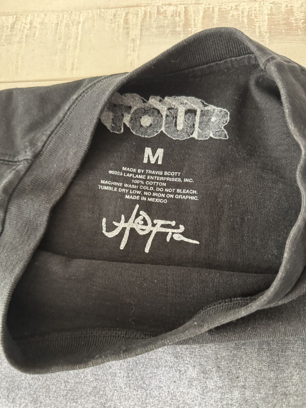 Travis Scott Travis Scott utopia tour t shirt Size US M / EU 48-50 / 2 - 3 Thumbnail