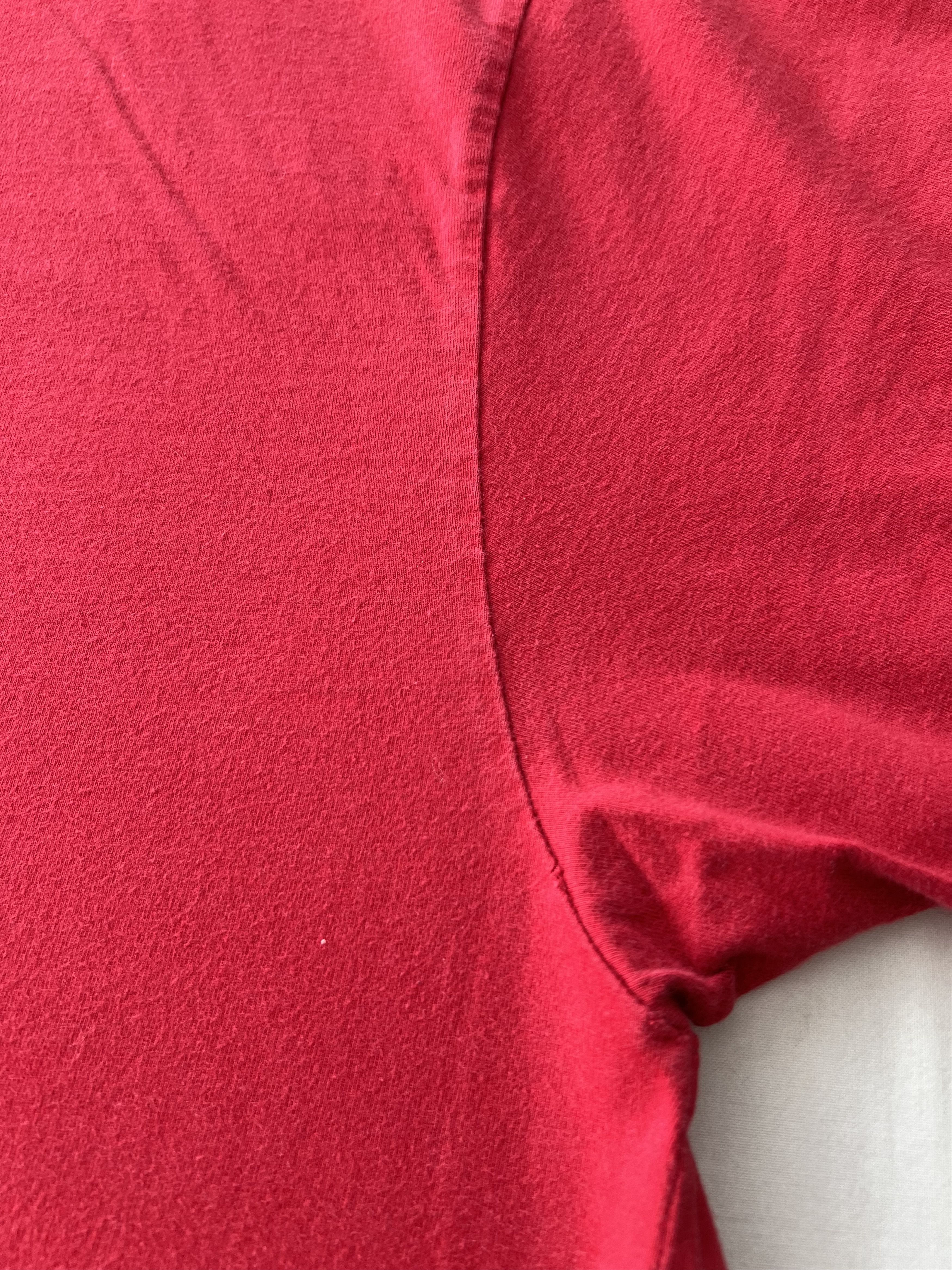 Oakley Vintage 90s Oakley Red T-shirt Size US XL / EU 56 / 4 - 20 Thumbnail