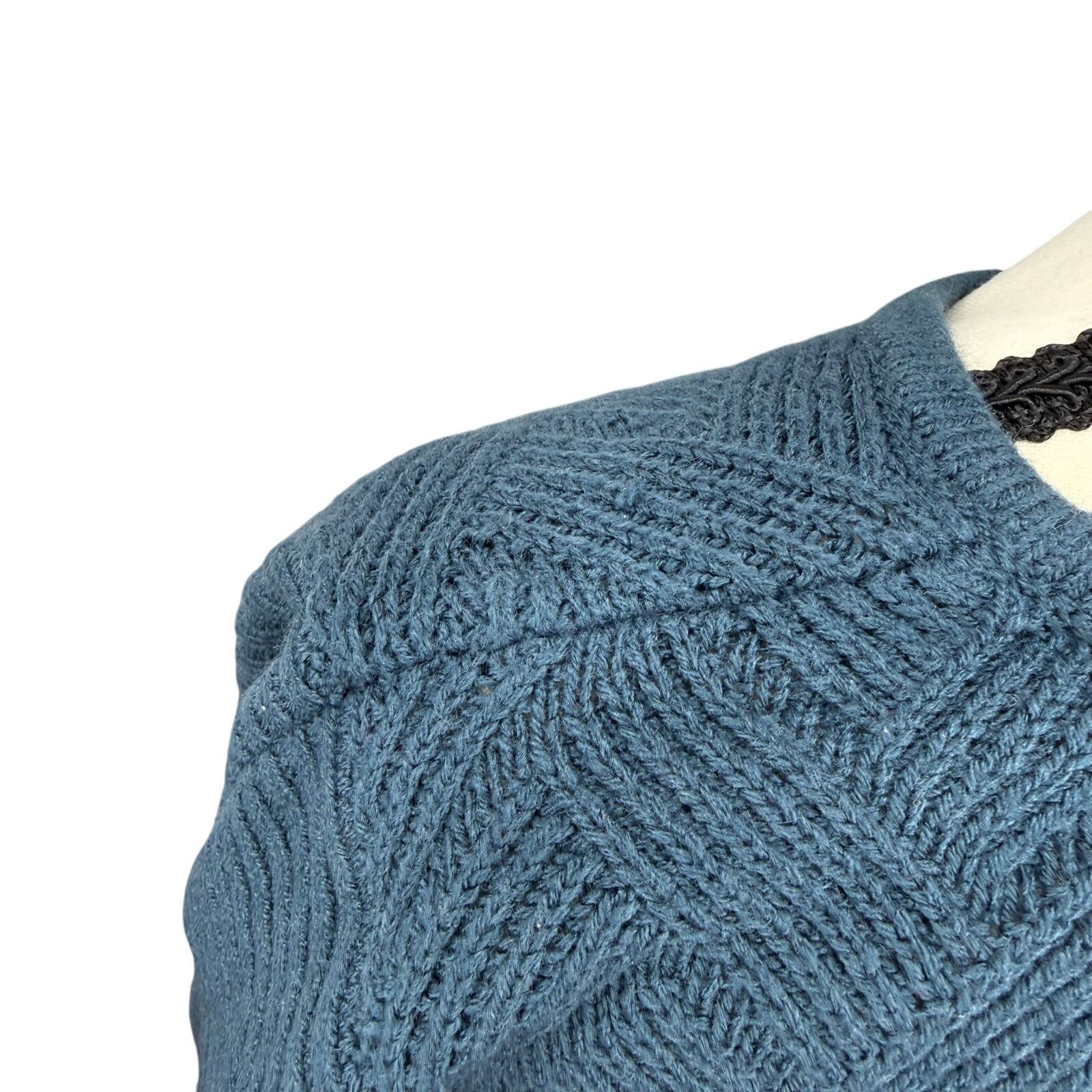 Lee Lee Blue Knit Sweater Medium Textured Minimalist Pullover Size M / US 6-8 / IT 42-44 - 5 Thumbnail