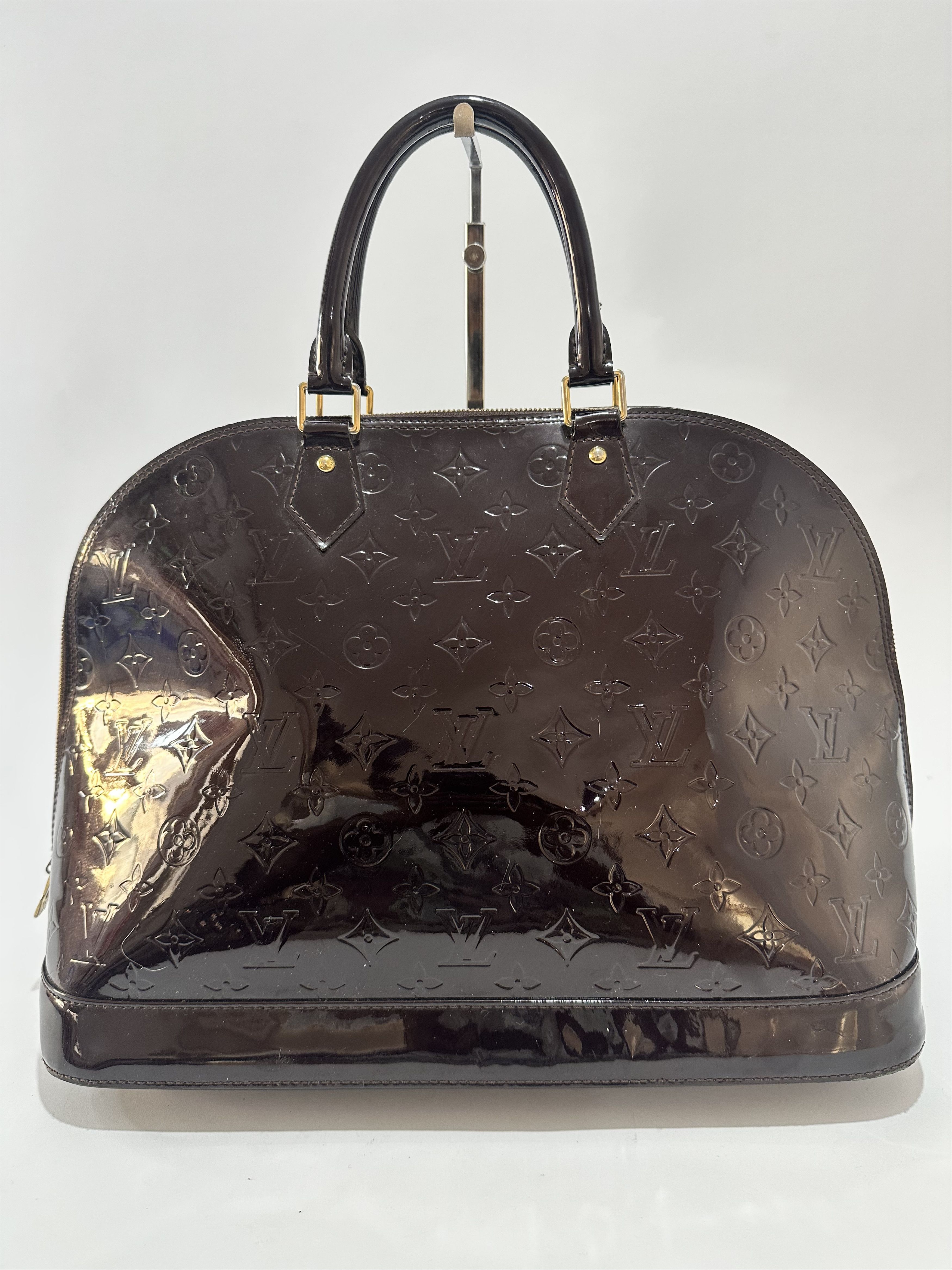 Louis Vuitton Louis Vuitton Amarante Monogram Vernis Alma GM Bag Size ONE SIZE - 2 Thumbnail