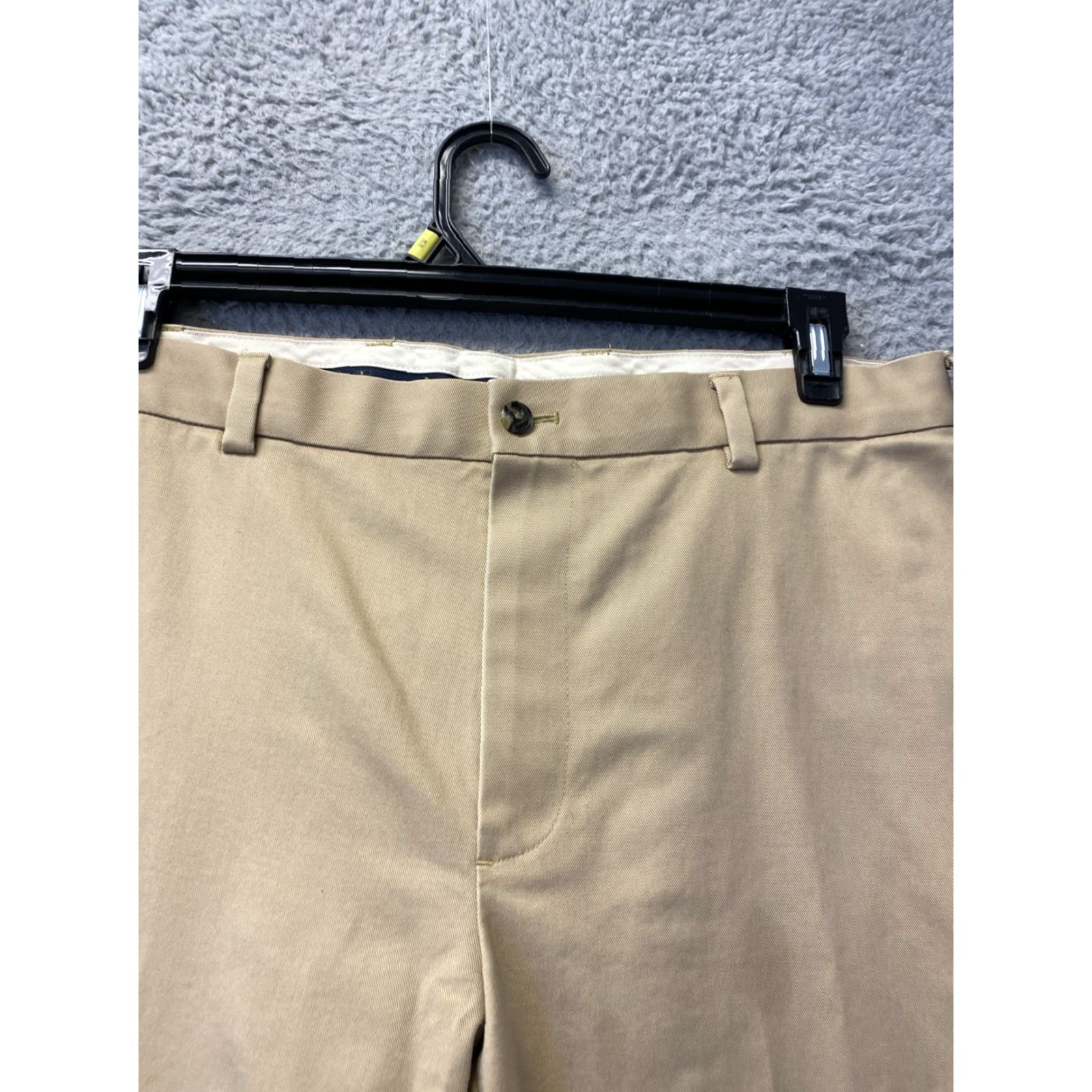 Brooks Brothers Brooks Brothers Chino Pants Mens 36x32 Tan Slim? Regular Flat Front 32 Inseam Dress Casual Men Tan Brooks Brothers Pants Size US 36 / EU 52 - 2 Thumbnail