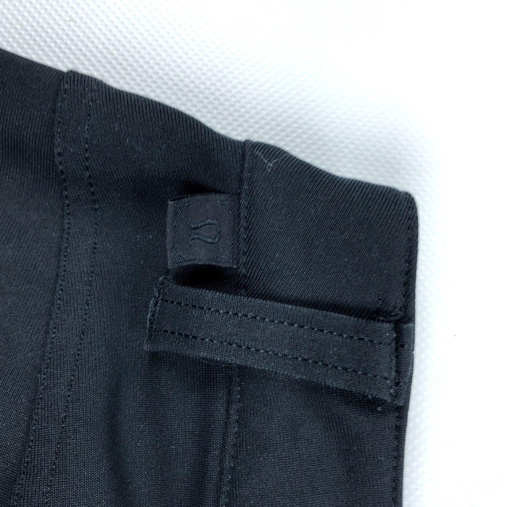 Lululemon Lululemon Pants Mens 36 x33 ABC Classic-Fit 5 Pocket Warpstreme Black City Preppy Chino Pants Mens size 36 33in Black Size US 36 / EU 52 - 5 Thumbnail