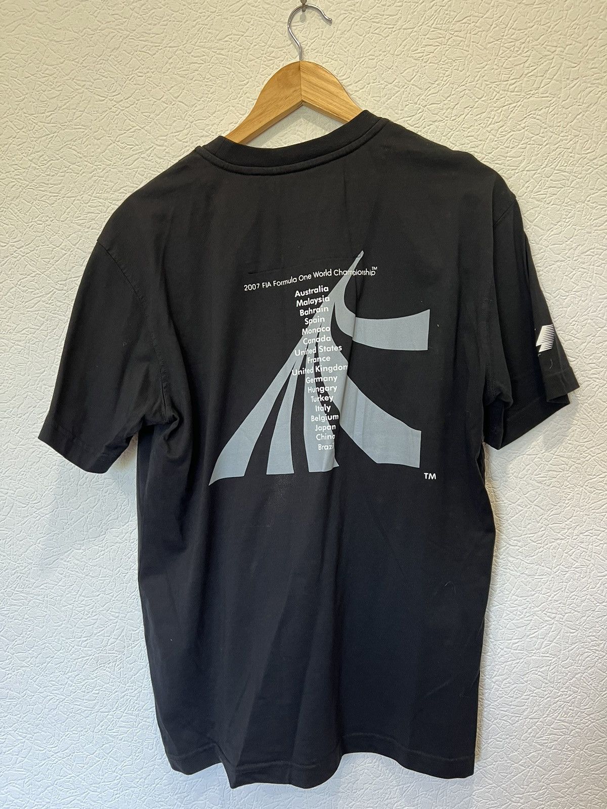 Other Vintage Formula 1 F-1 Black T Shirt Racing Size US L / EU 52-54 / 3 - 4 Thumbnail