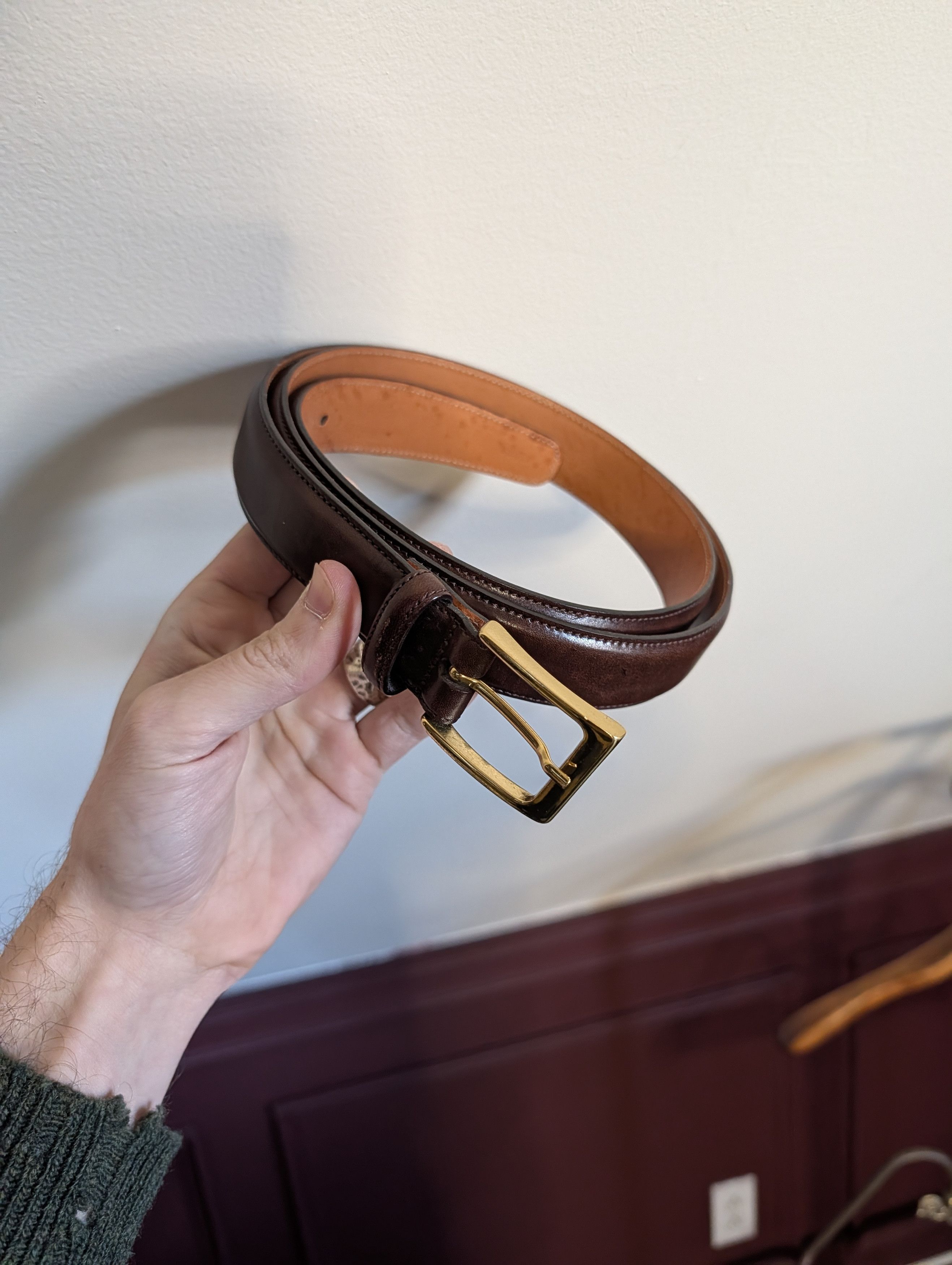 Trafalgar MiUSA brown hand polished cortina leather gold buckle belt Size 40 - 1 Thumbnail