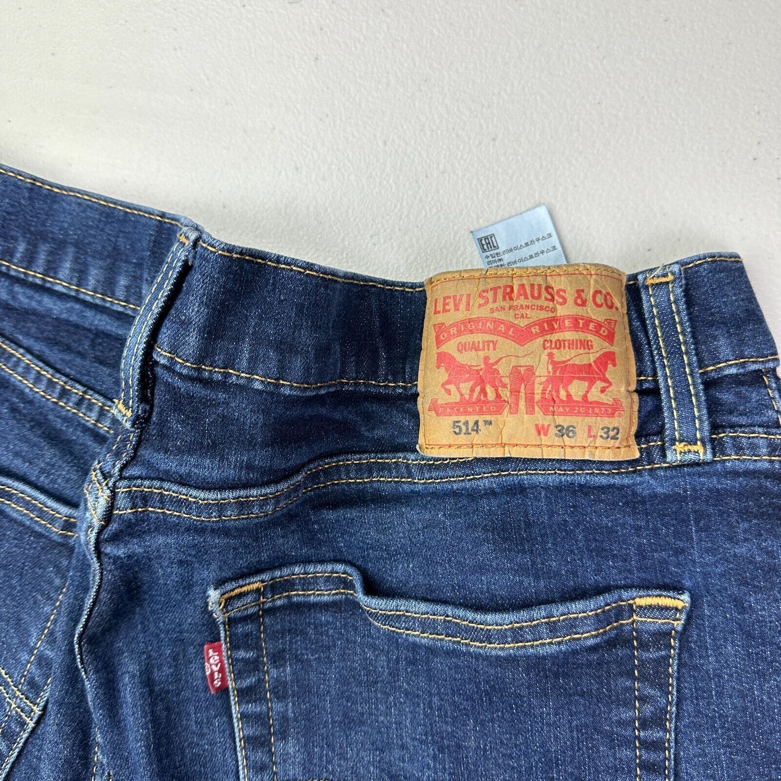 Levi's Levi's 514 Mens Jeans Regular Straight Mid Rise Size (34x32) Size US 36 / EU 52 - 4 Thumbnail