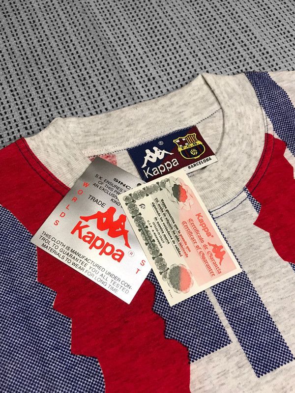 Other Vintage 90's Kappa AOP F.C Barcelona T-shirt (L) Size US M / EU 48-50 / 2 - 4 Thumbnail