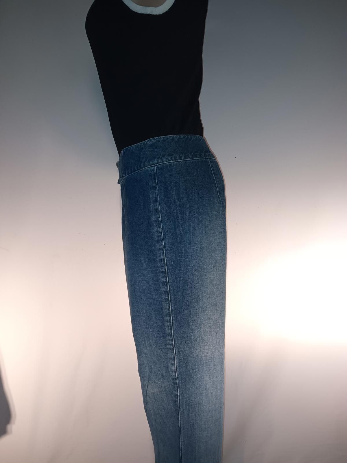Designer Stylish Black Sleeveless Top with Flared Jeans Size 32" / US 10 / IT 46 - 3 Thumbnail