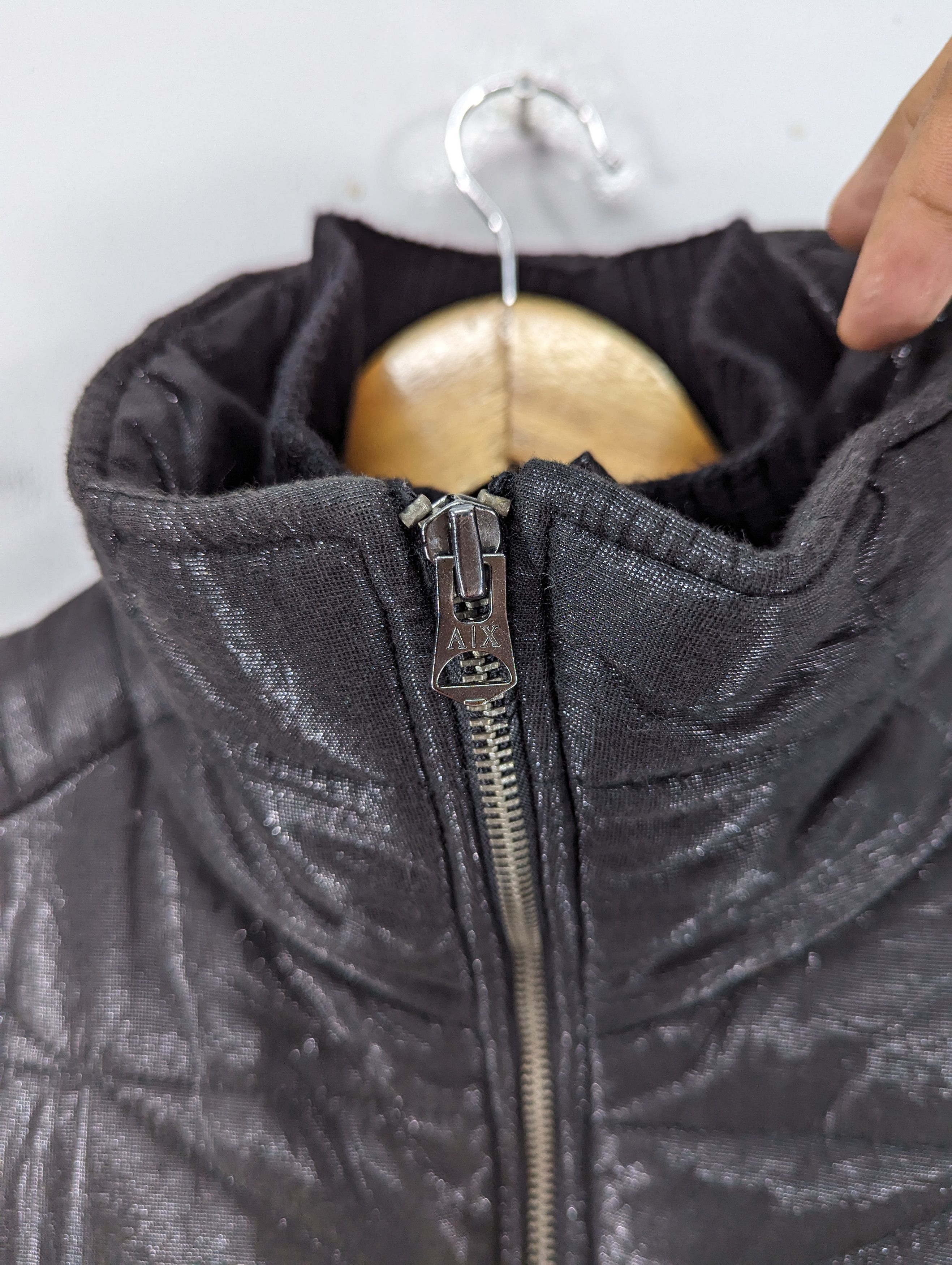 Armani Exchange Armani Exchange Standing Neck Shiny Textured Down Jacket Size L / US 10 / IT 46 - 8 Thumbnail