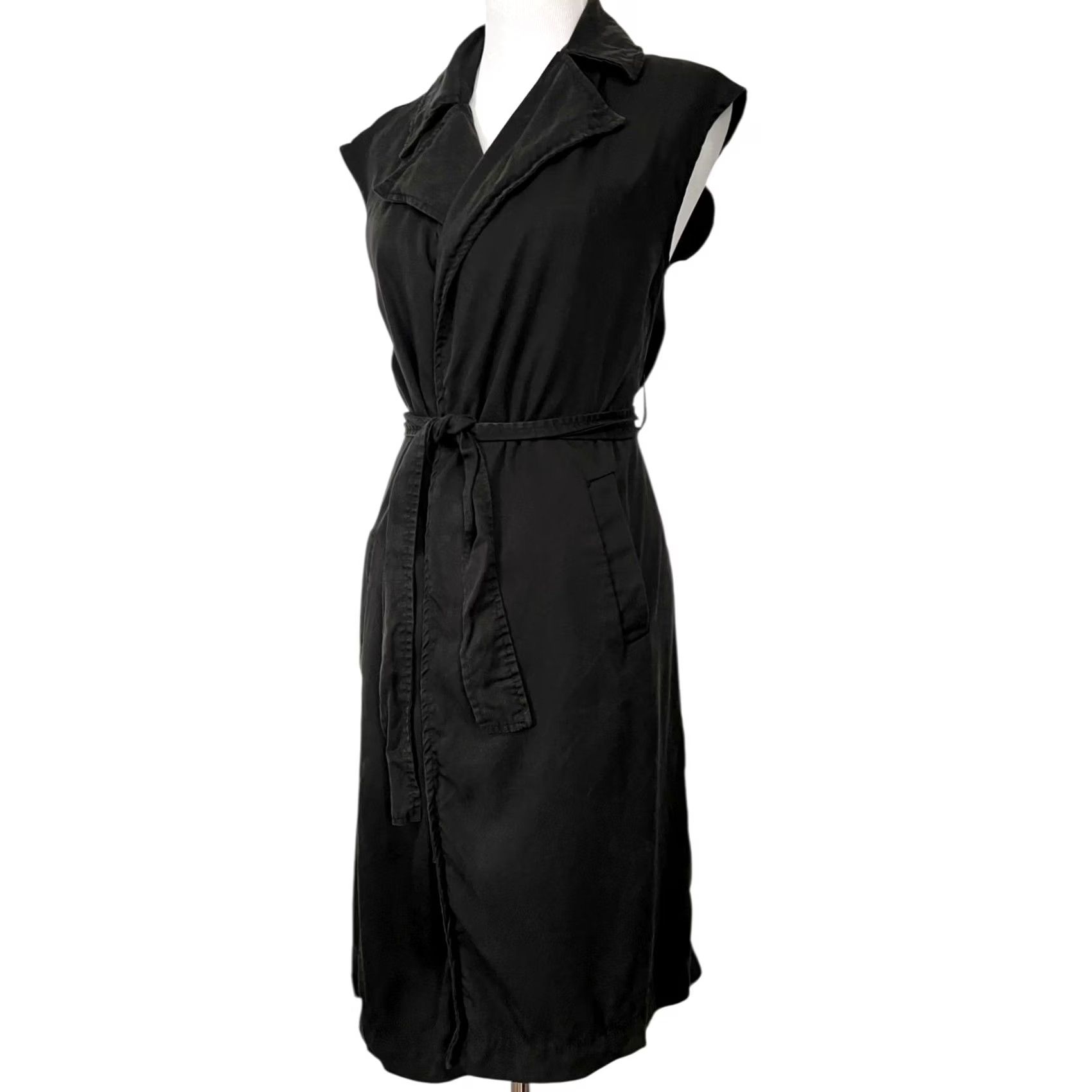 Vintage Tahari Black Lyocell Long Vest Belted Pockets Notch Collar Lightweight Womens M Vest Size M / US 6-8 / IT 42-44 - 4 Thumbnail