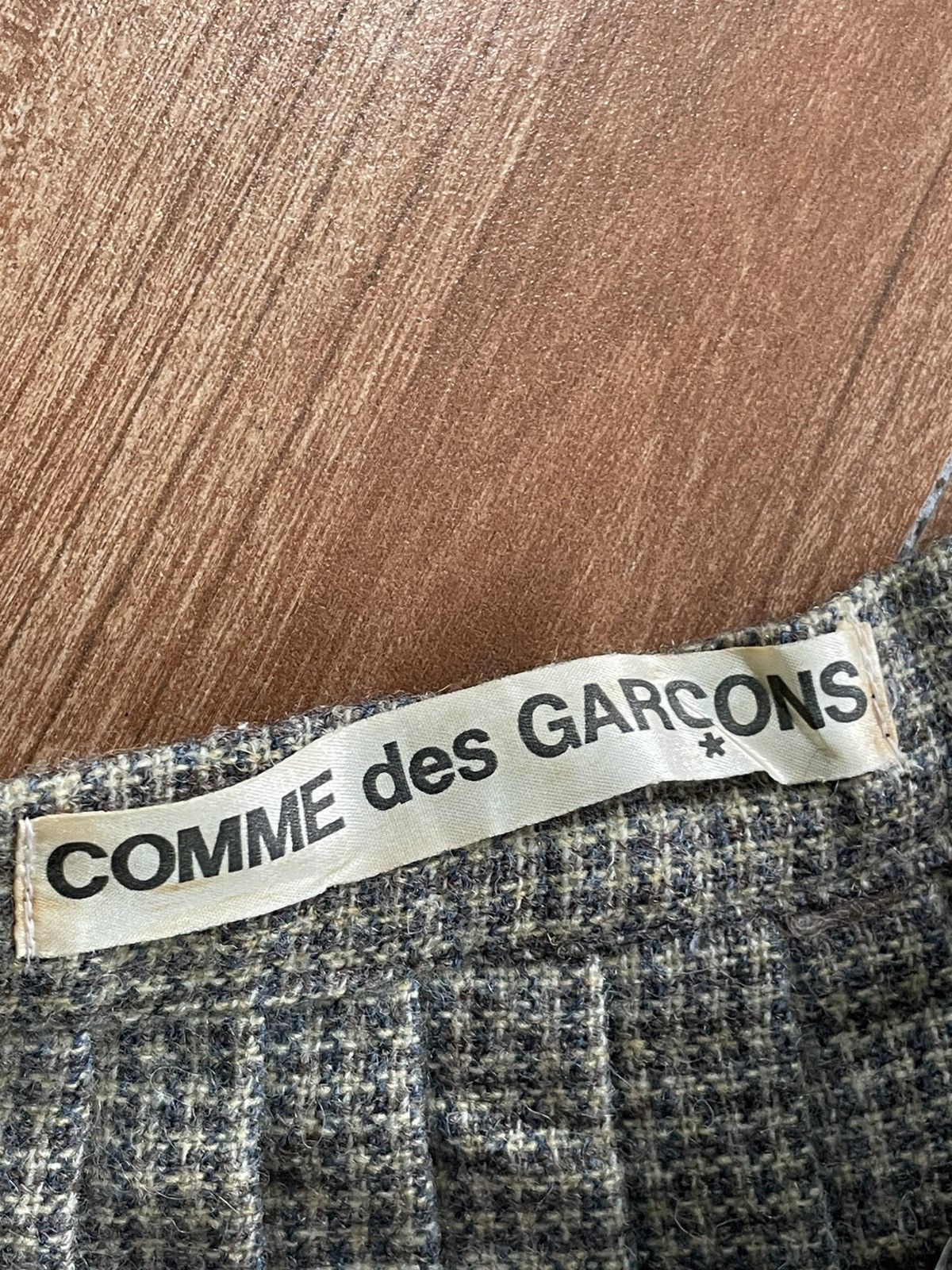 Comme des Garcons 1980’s Comme des Garcons Pleated Skirt Size 28" / US 6 / IT 42 - 3 Thumbnail