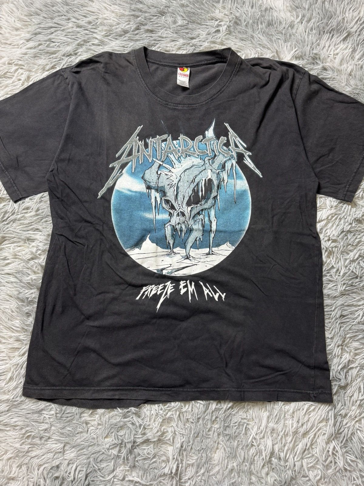 Metallica Metallica Antartica Freeze Em All 2013 Size US XL / EU 56 / 4 - 1 Thumbnail