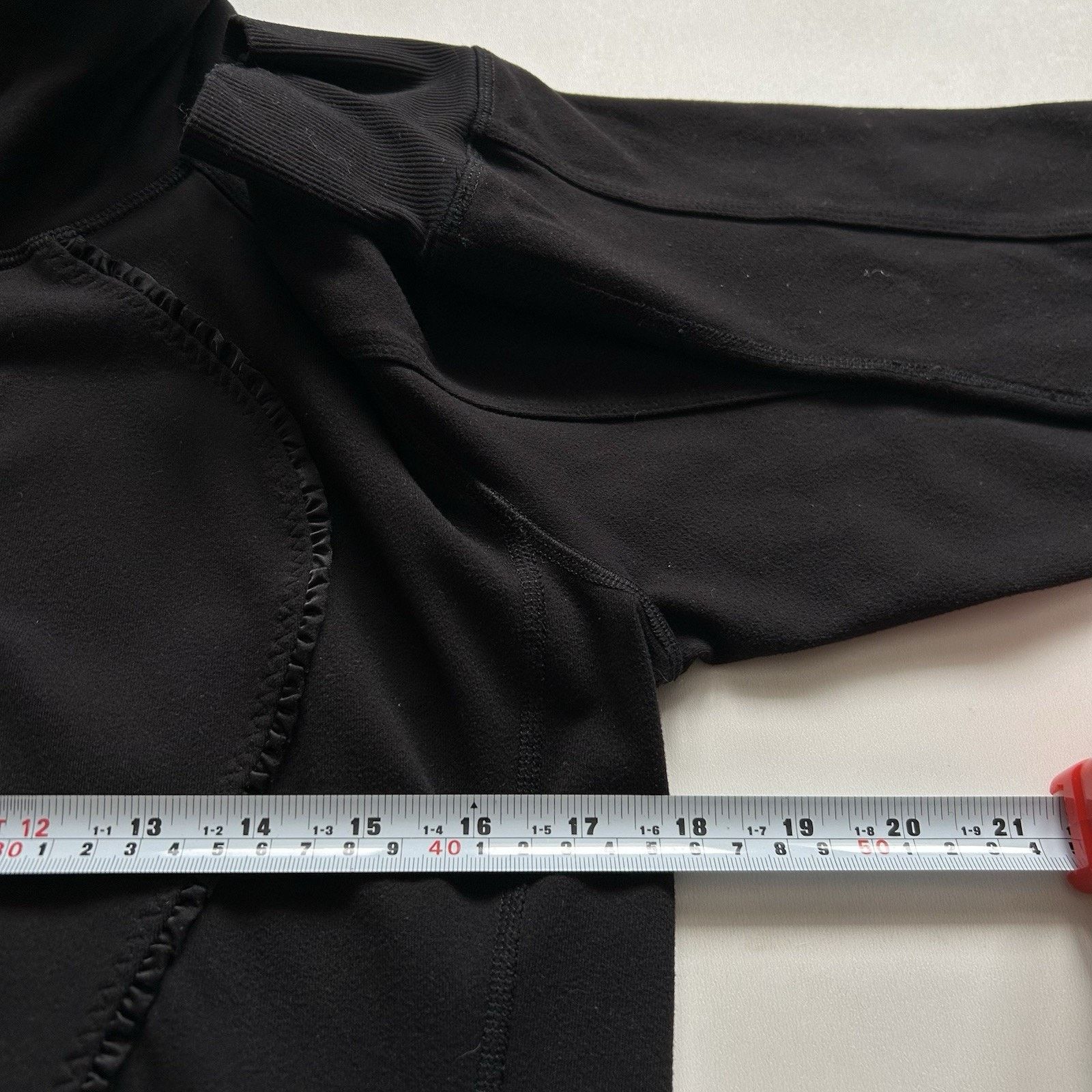 Lululemon Lululemon Asana Athleisure Zip Jacket Ruffle Black Medium Size M / US 6-8 / IT 42-44 - 6 Thumbnail