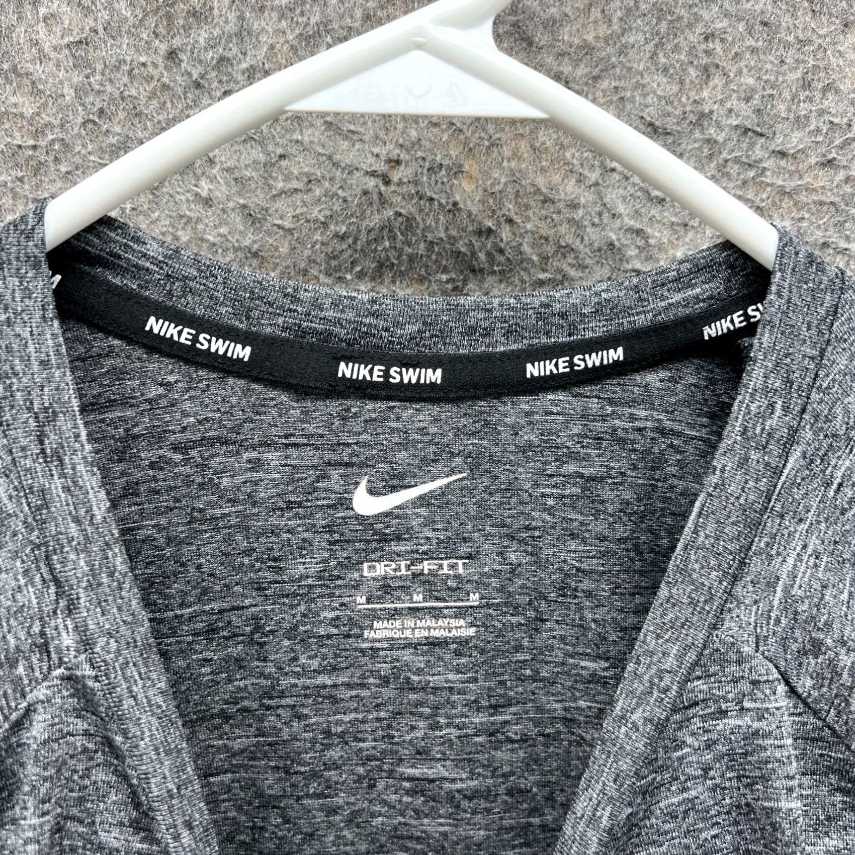 Nike Nike Dri Fit Shirt Mens Medium Gray Short Sleeve Athletic Performance Crewneck Jersey Size US M / EU 48-50 / 2 - 7 Thumbnail