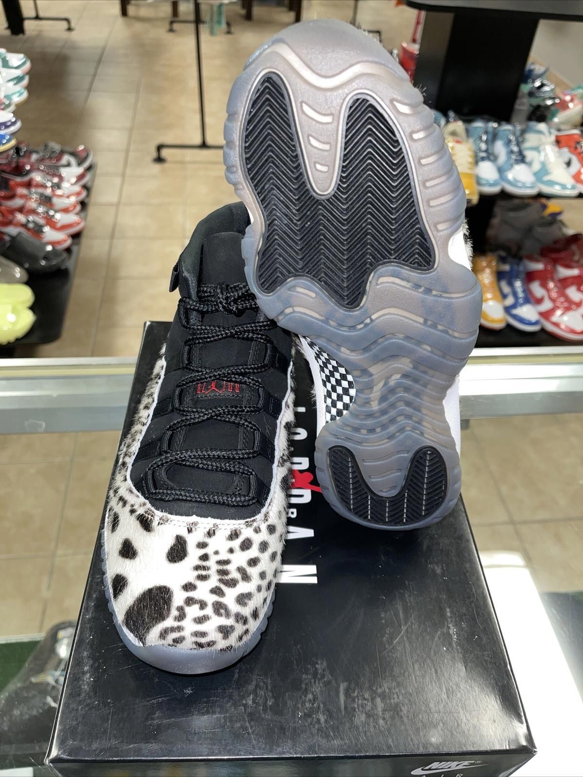 Jordan Brand Size 8 - Jordan 11 Retro Animal Instinct 2021 Size US 8 / IT 38 - 5 Thumbnail