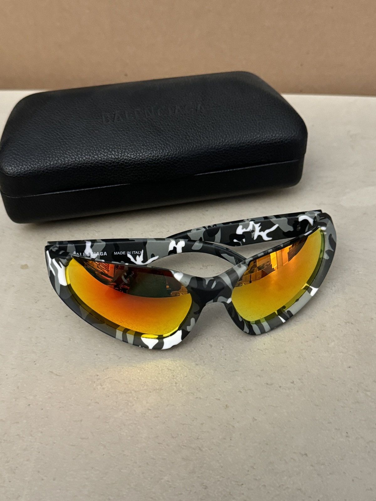 【定価6万】BALENCIAGA サングラス Xpander BB0202S BALENCIAGA XPANDER CAT 0202 Blue Glitter Mirror Unisex Mask
