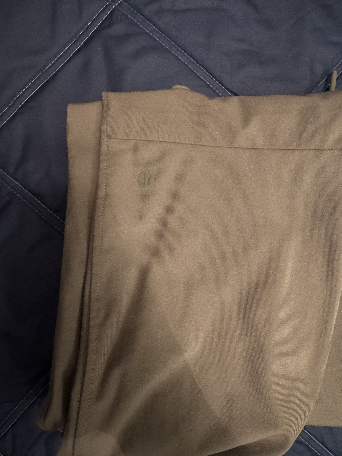 Lululemon Men’s Lululemon ABC jogger Regular Fit Size Medium Size US 32 / EU 48 - 5 Thumbnail
