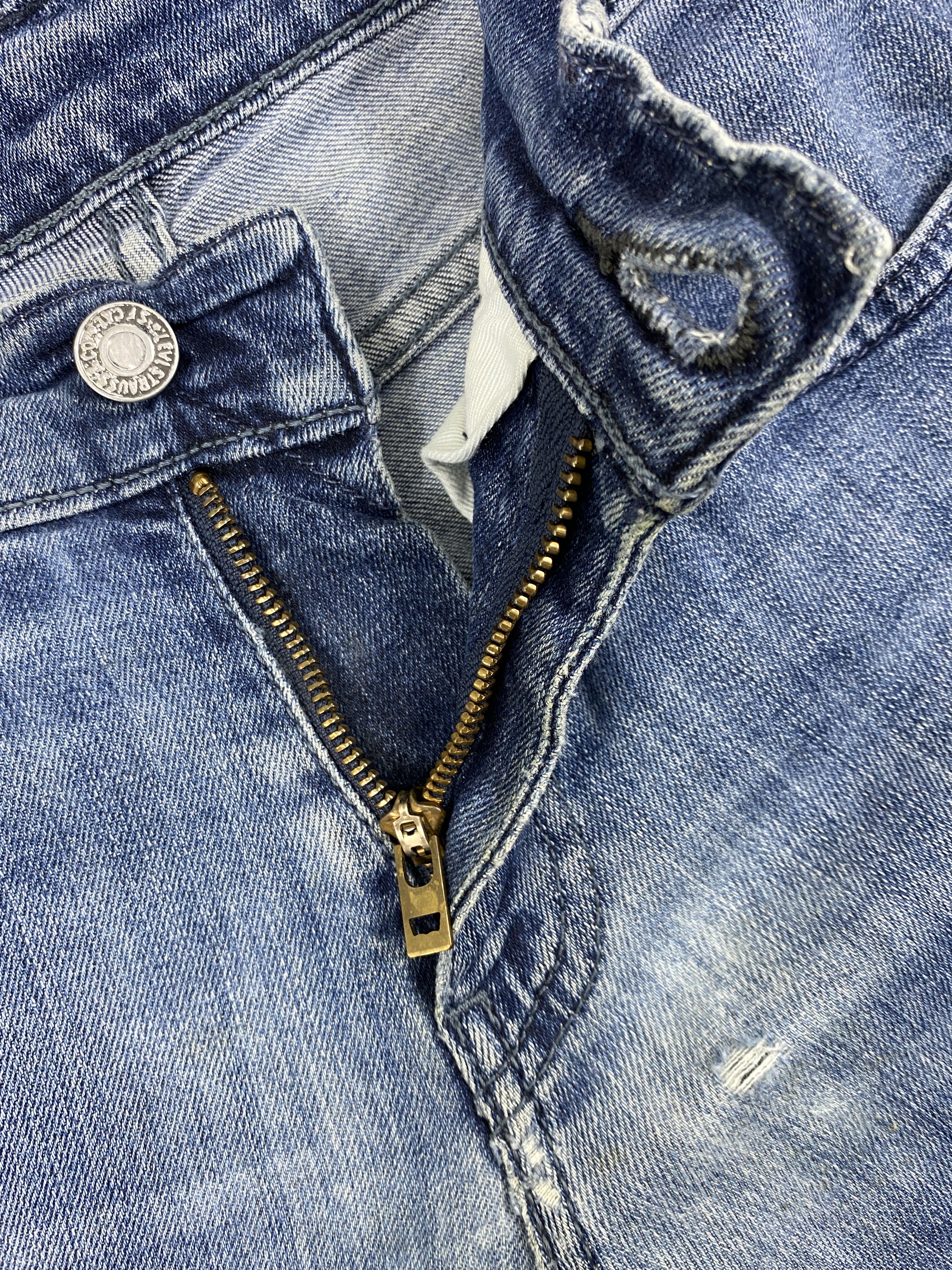 Levi's Distressed Blue Vintage Levi's 511 Jeans 27x29 Denim -SJ199 Size US 27 - 6 Thumbnail