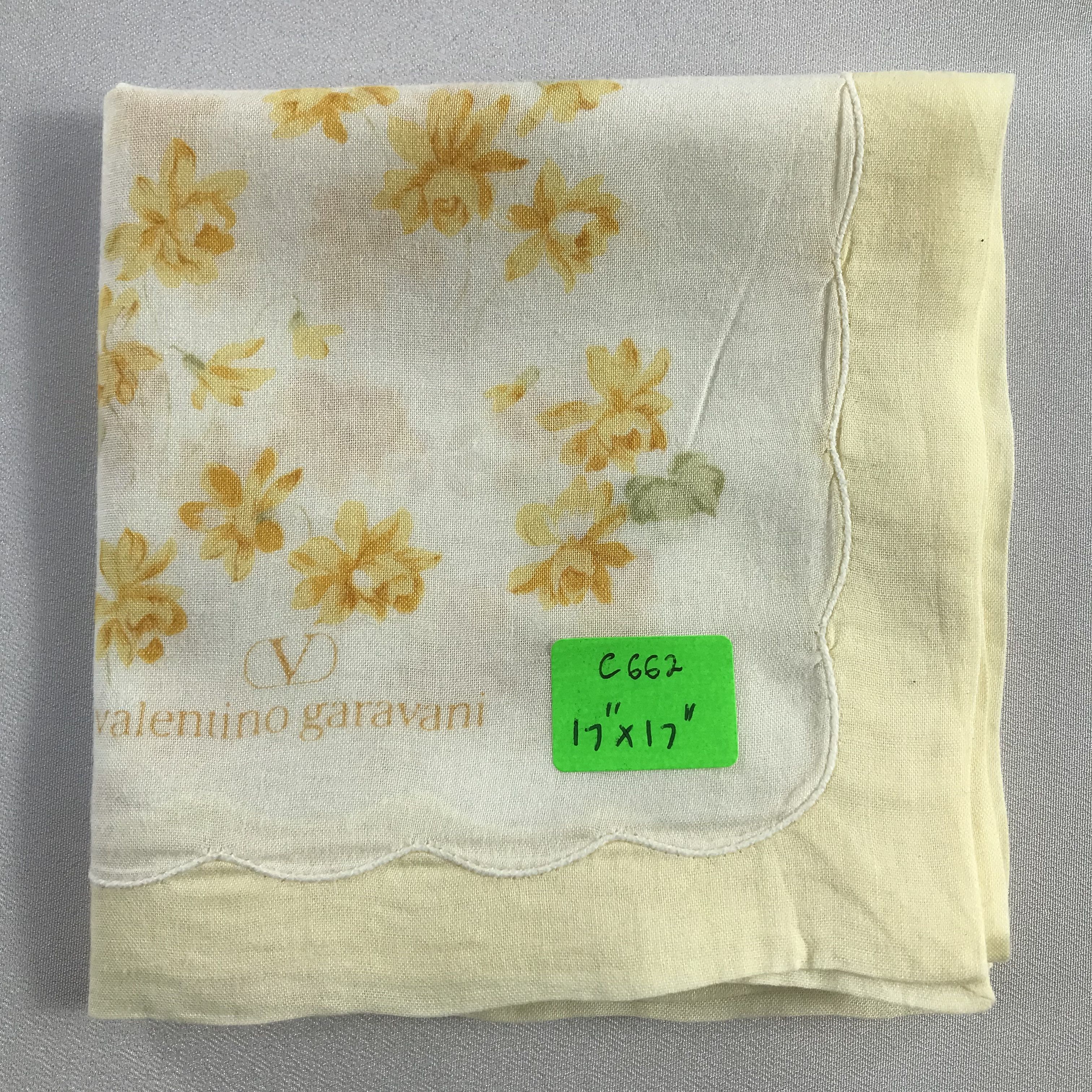 Valentino Valentino Garavani Handkerchief / Bandana / Neckerchief C662 Size ONE SIZE - 7 Thumbnail