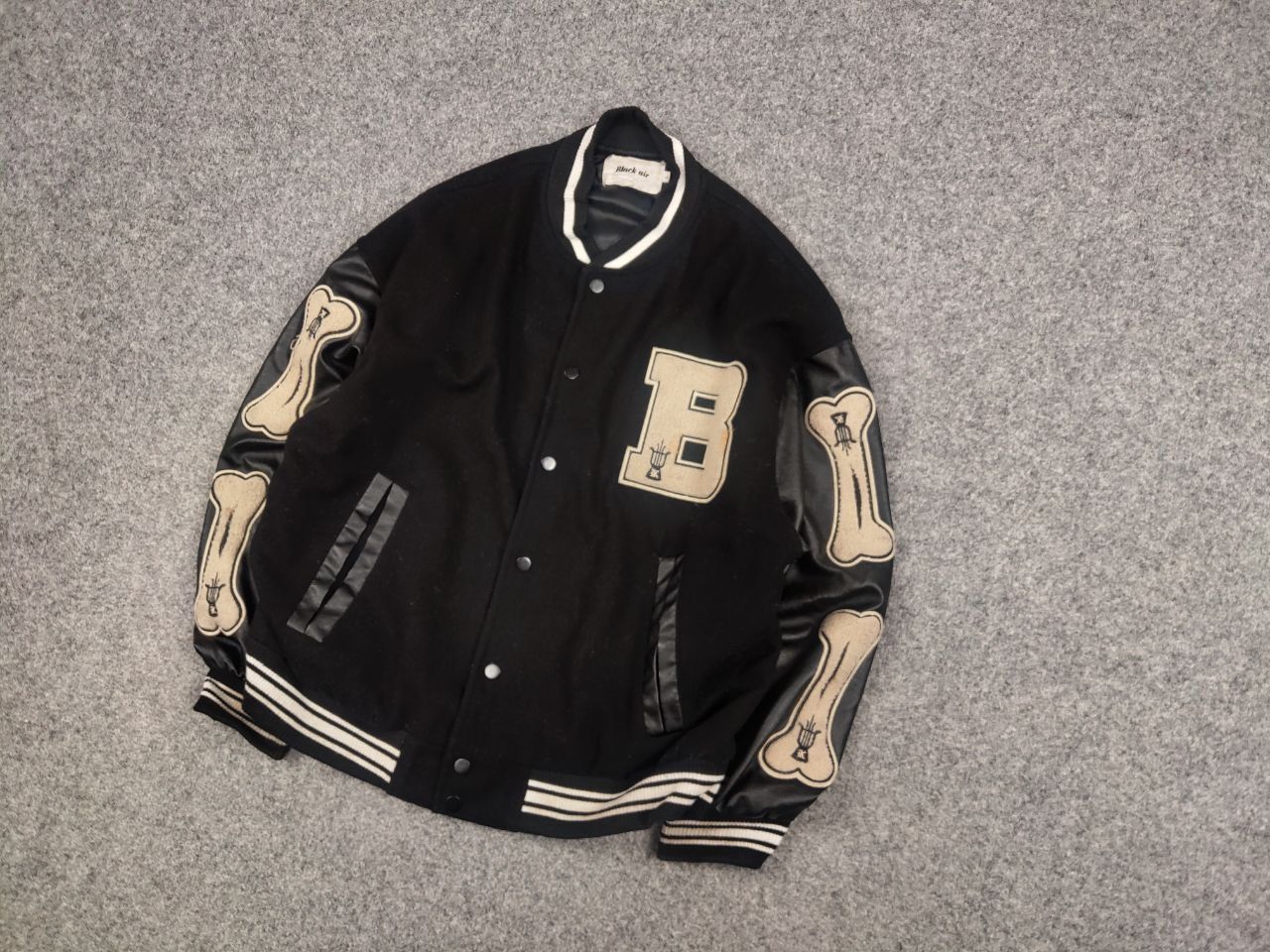 Vintage Vintage Bones Japan Skeleton Letterman Varsity Bomber Jacket Size US M / EU 48-50 / 2 - 4 Thumbnail
