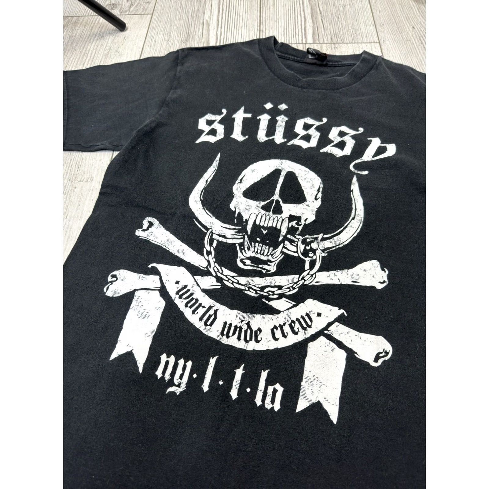 Vintage VINTAGE Stussy T-Shirt Men S Black Skull 90s Rock Streetwear USA Classic Hype Shirt Mens Size US S / EU 44-46 / 1 - 4 Thumbnail