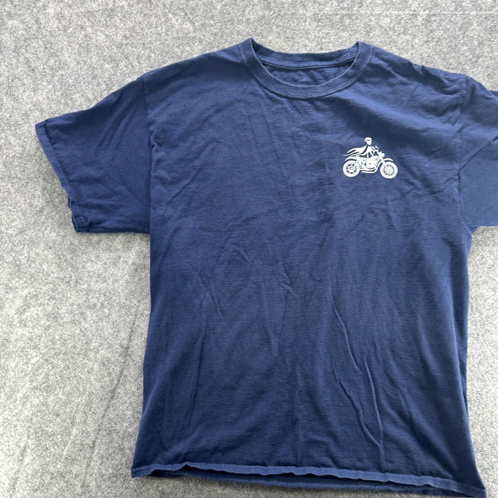 Hanes PAPA THE MAN THE MYTH THE BIKER LEGEND Shirt Mens Large Blue Graphic Print Shirt Size US L / EU 52-54 / 3 - 3 Thumbnail