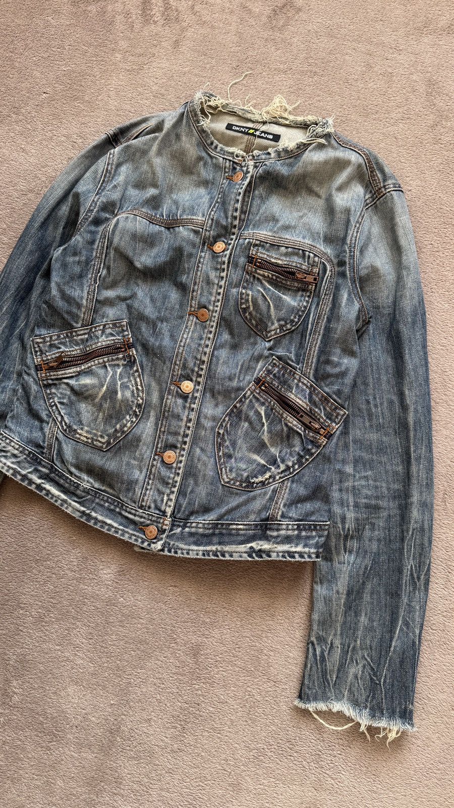 DKNY Vintage 00s Distressed Mudwash Dirty Jeans Jacket y2k lgb Size M / US 6-8 / IT 42-44 - 3 Thumbnail