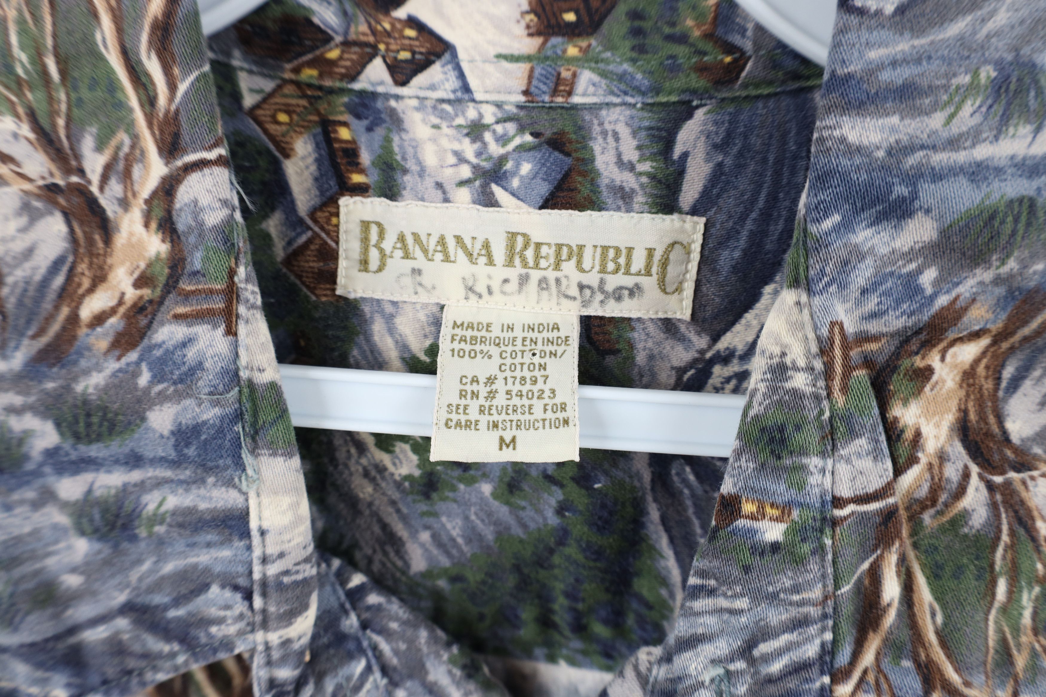 Banana Republic Vintage 90s Banana Republic Christmas Town All Over Shirt Size US M / EU 48-50 / 2 - 8 Thumbnail