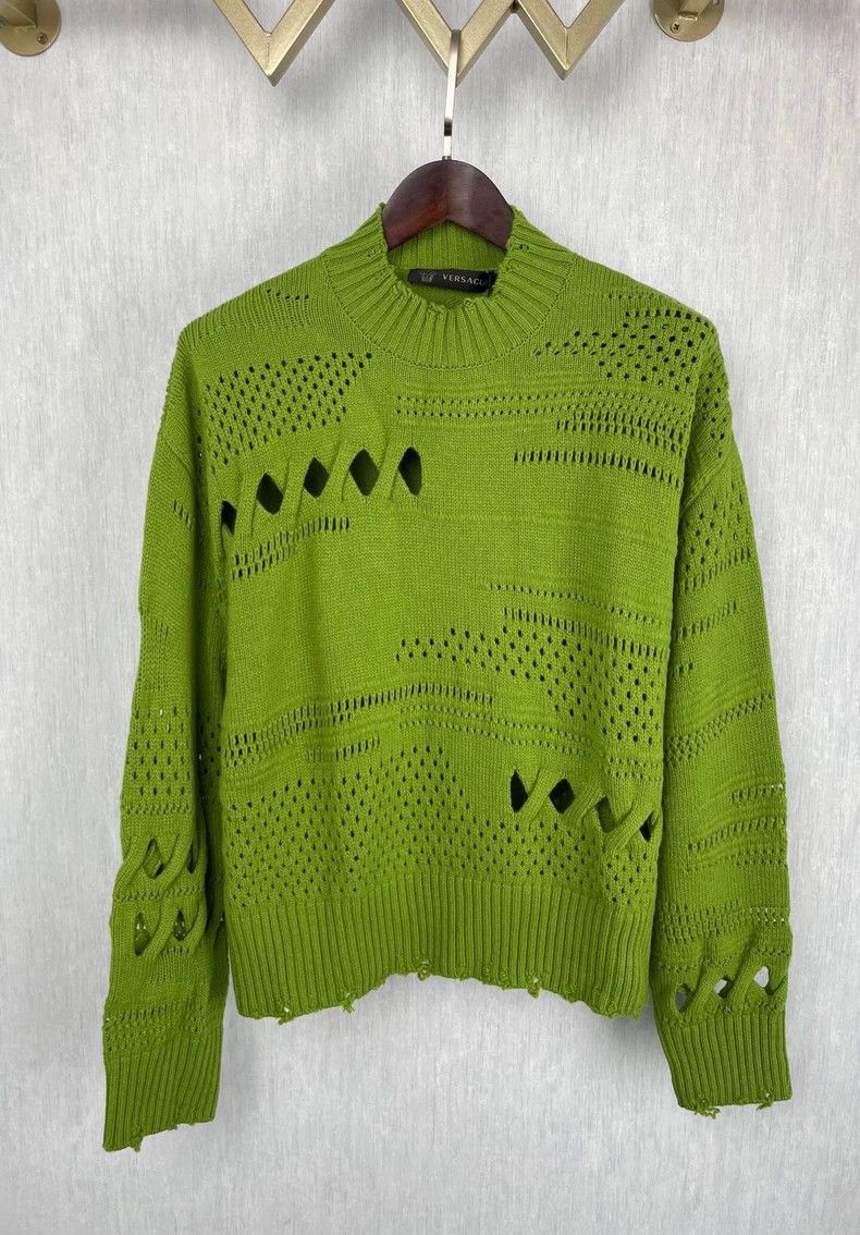 Versace Versace Women's sweaters Size S / US 4 / IT 40 - 1 Thumbnail