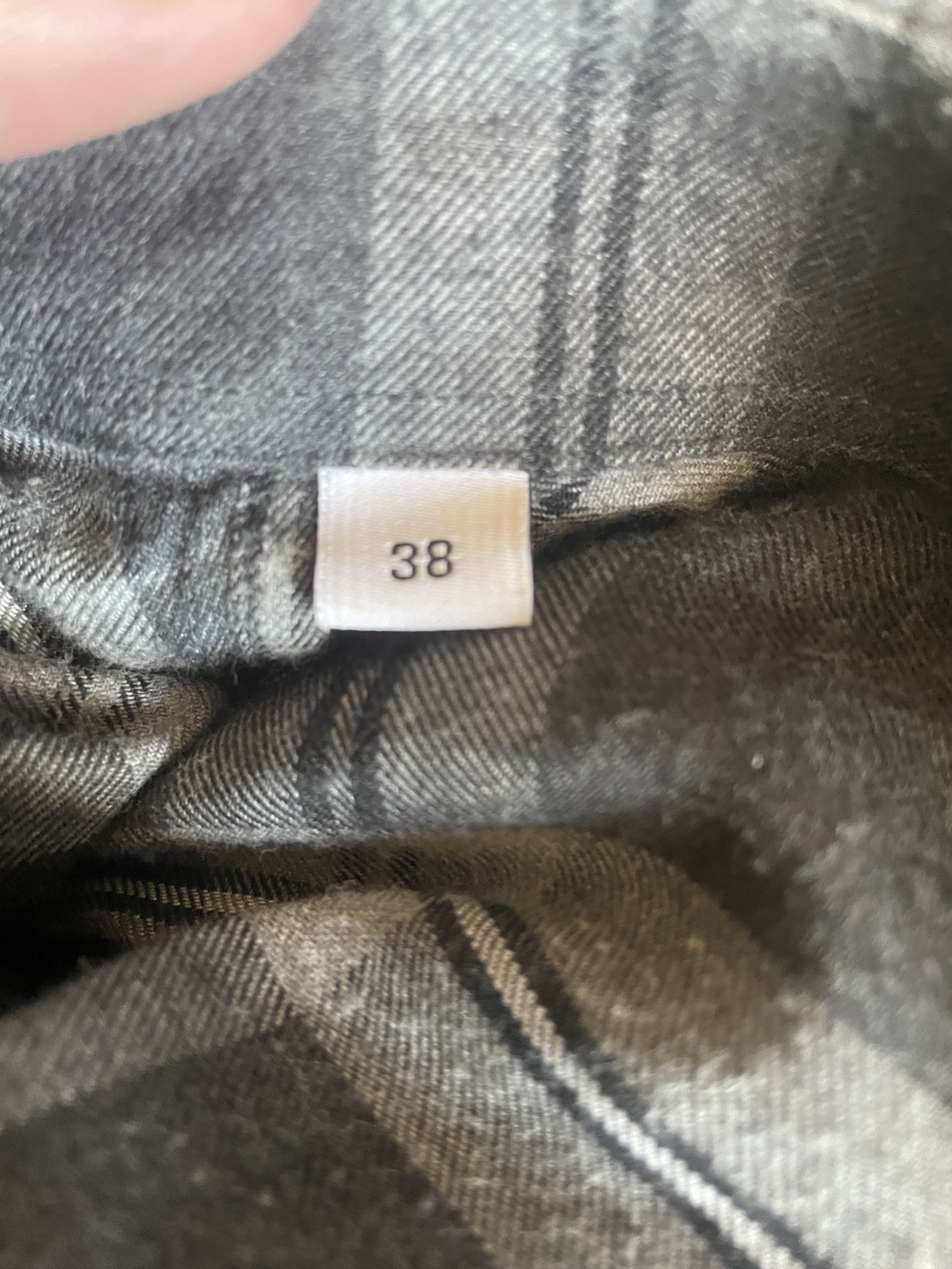 Givenchy Givenchy men's star long shirt size 38/L Size US L / EU 52-54 / 3 - 5 Thumbnail