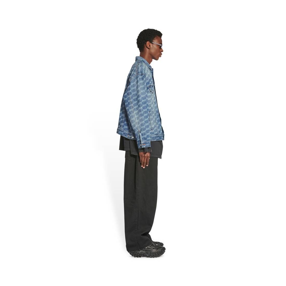 Balenciaga o1bcso1str0125 BB Monogram Large Fit Jacket in Blue Size US XS / EU 42 / 0 - 3 Thumbnail