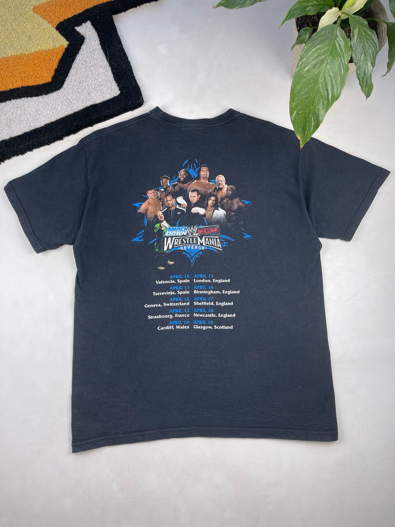 Revenge WrestleMania Revenge T-Shirt WWE RAW undertaker kane Size US L / EU 52-54 / 3 - 2 Thumbnail